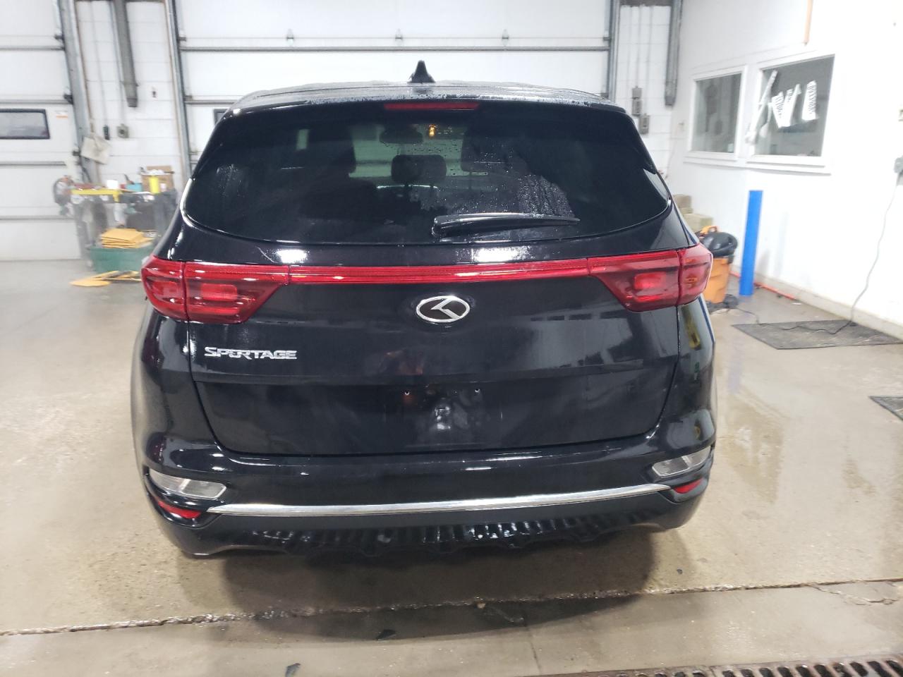 2020 KIA Sportage VIN KNDPM3AC8L7701331 Copart auction photo, vandalism damage thumbnail 6