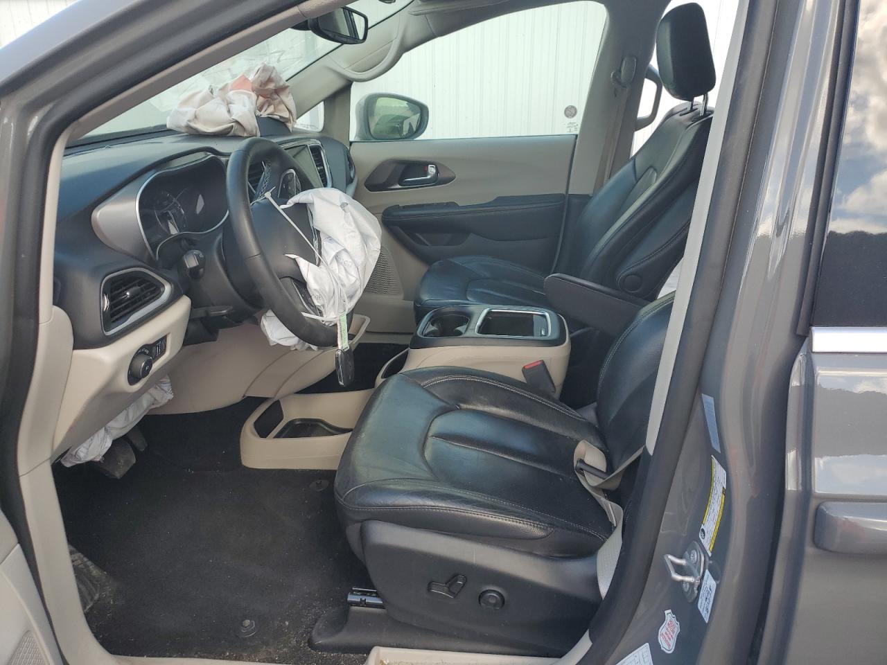 2022 Chrysler Pacifica VIN 2C4RC1BG1NR186112 Copart auction photo, front end damage thumbnail 7