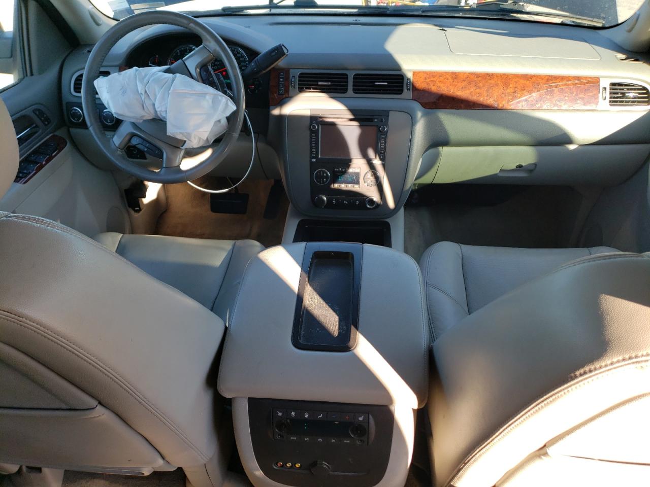 2012 GMC Yukon VIN 1GKW2REG6CR243590 Copart auction photo, front end damage thumbnail 8