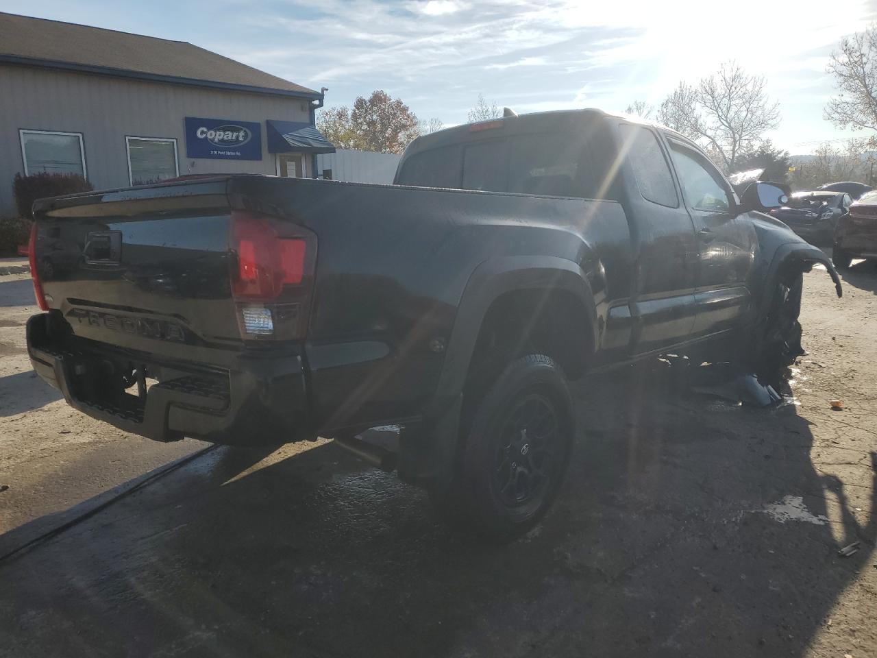 2019 Toyota Tacoma VIN 5TFRX5GN3KX159753 Copart auction photo, front end damage thumbnail 3