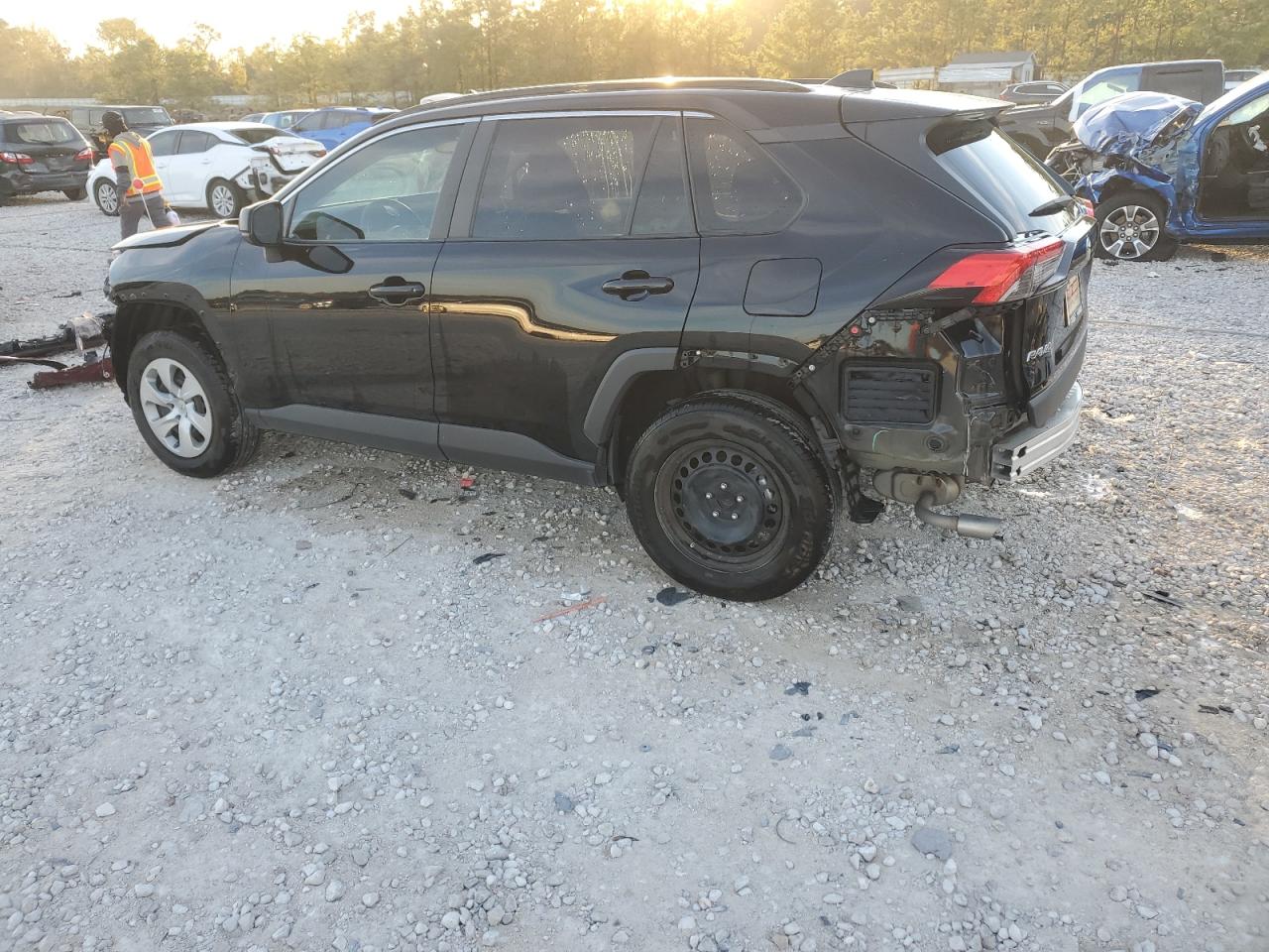 2020 Toyota RAV 4 VIN 2T3H1RFV6LC042987 Copart auction photo, front end / rear end damage thumbnail 2