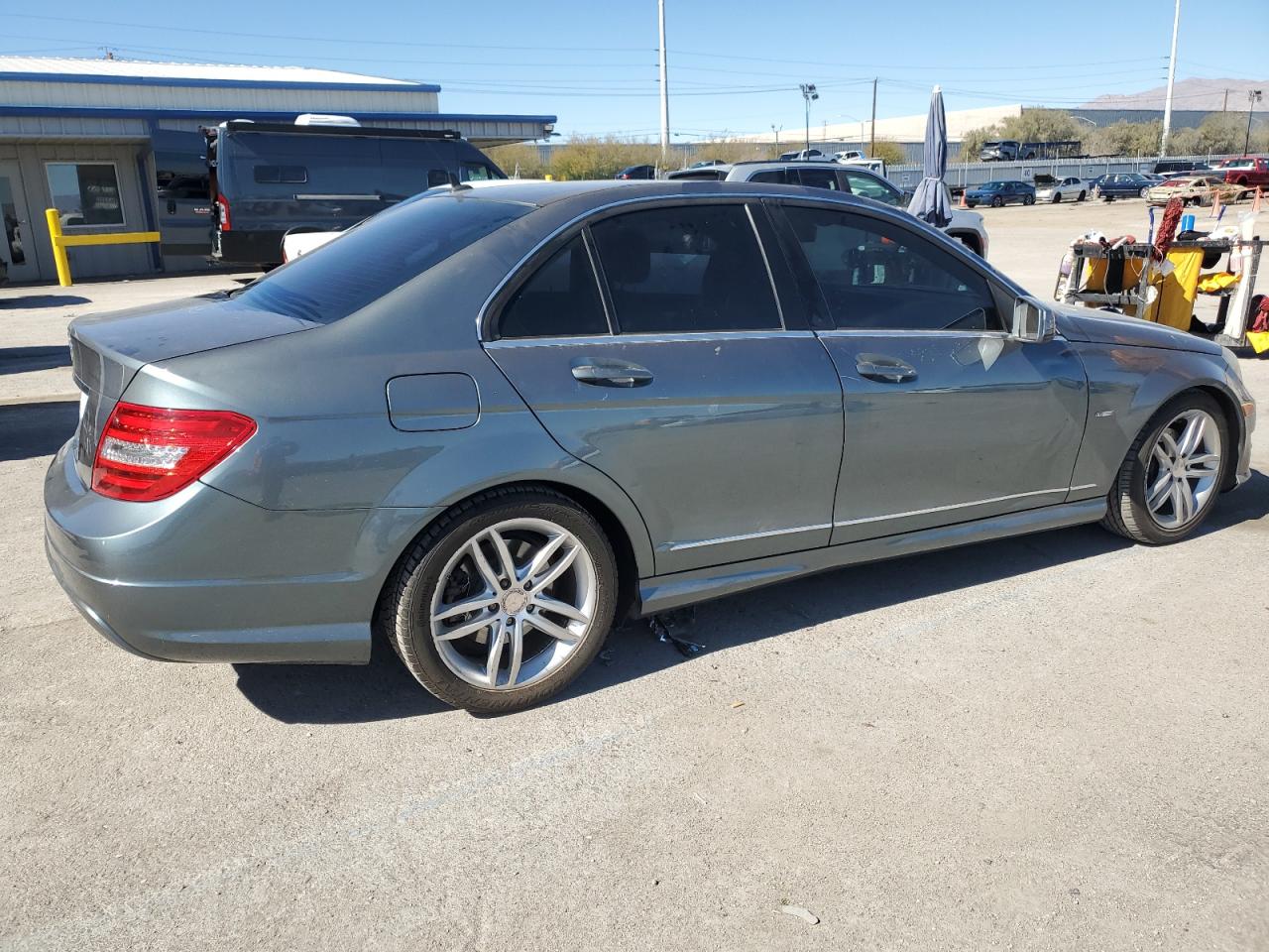 2012 Mercedes-Benz C-klasse VIN WDDGF4HBXCA618103 Copart auction photo, side damage thumbnail 3