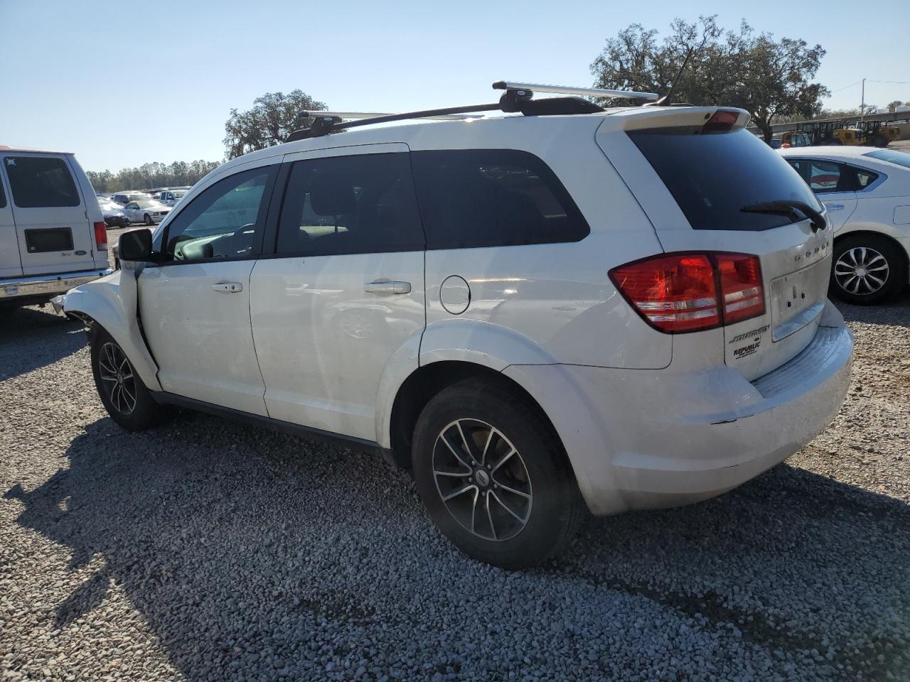 2018 Dodge Journey VIN 3C4PDCAB7JT212404 Copart auction photo, front end / side damage thumbnail 2