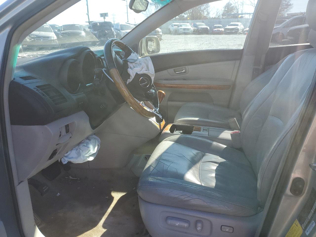 2005 Lexus RX VIN 2T2HA31U15C083224 Copart auction photo, all over damage thumbnail 7