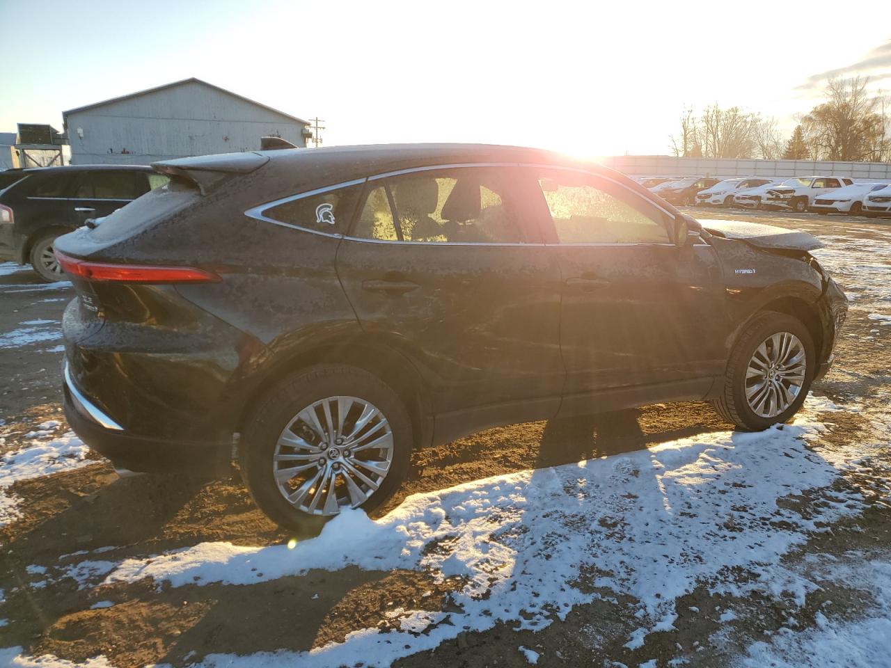 2021 Toyota Venza VIN JTEAAAAH1MJ027957 Copart auction photo, front end damage thumbnail 3