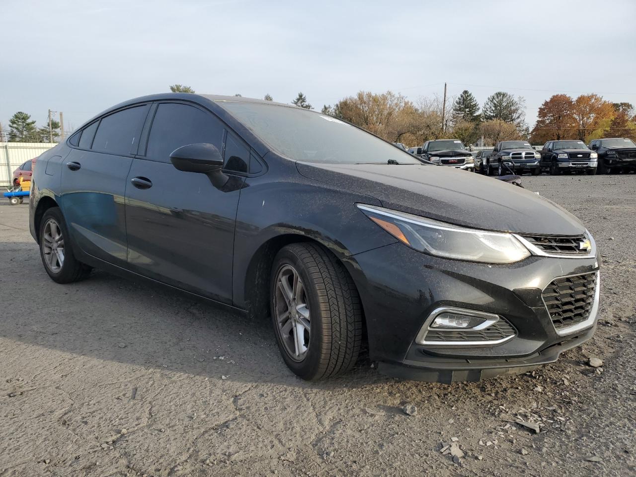 2018 Chevrolet Cruze VIN 1G1BE5SM5J7120238 Copart auction photo, front end damage thumbnail 4