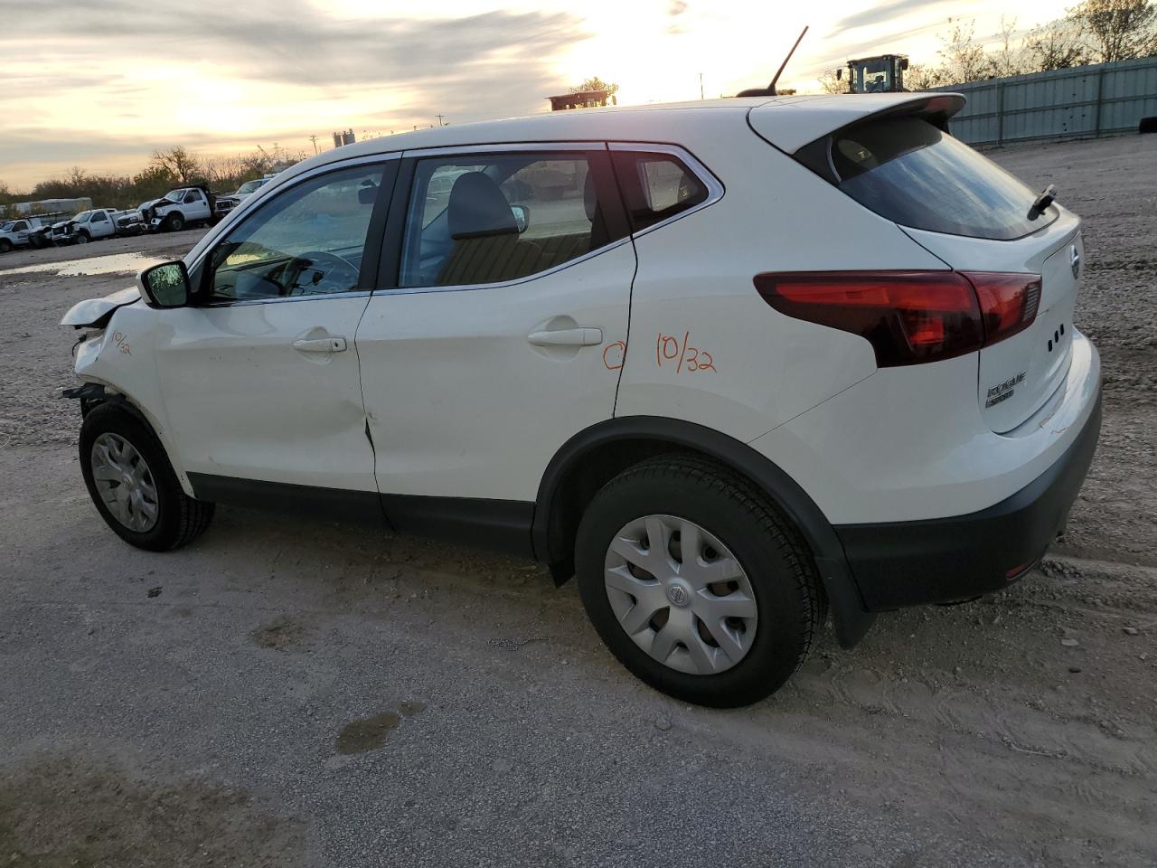 2019 Nissan Rogue VIN JN1BJ1CP1KW224157 Copart auction photo, front end damage thumbnail 2