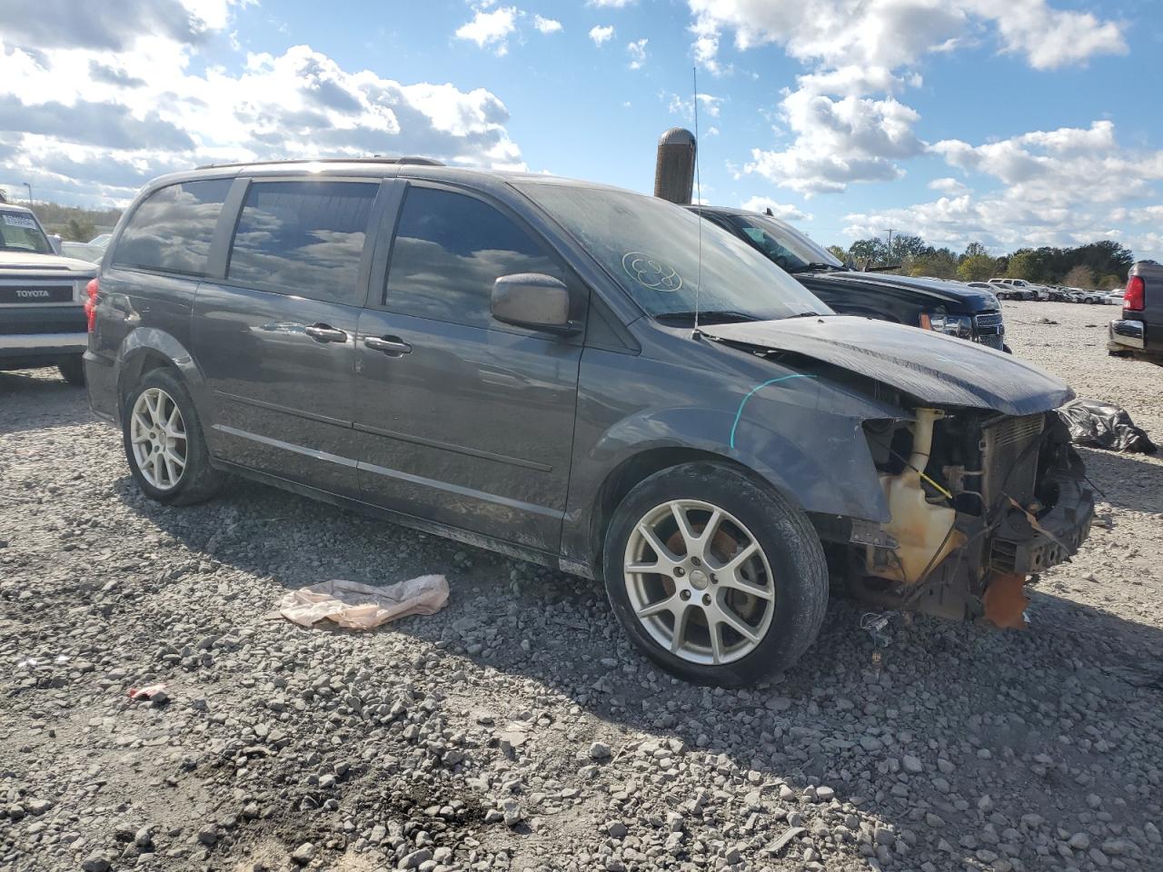 2015 Dodge Caravan VIN 2C4RDGCG6FR732970 Copart auction photo, all over damage thumbnail 4