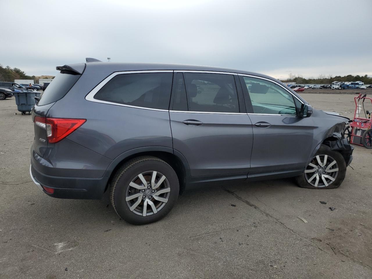 2022 Honda Pilot VIN 5FNYF6H51NB022473 Copart auction photo, front end / minor dent/scratches damage thumbnail 3