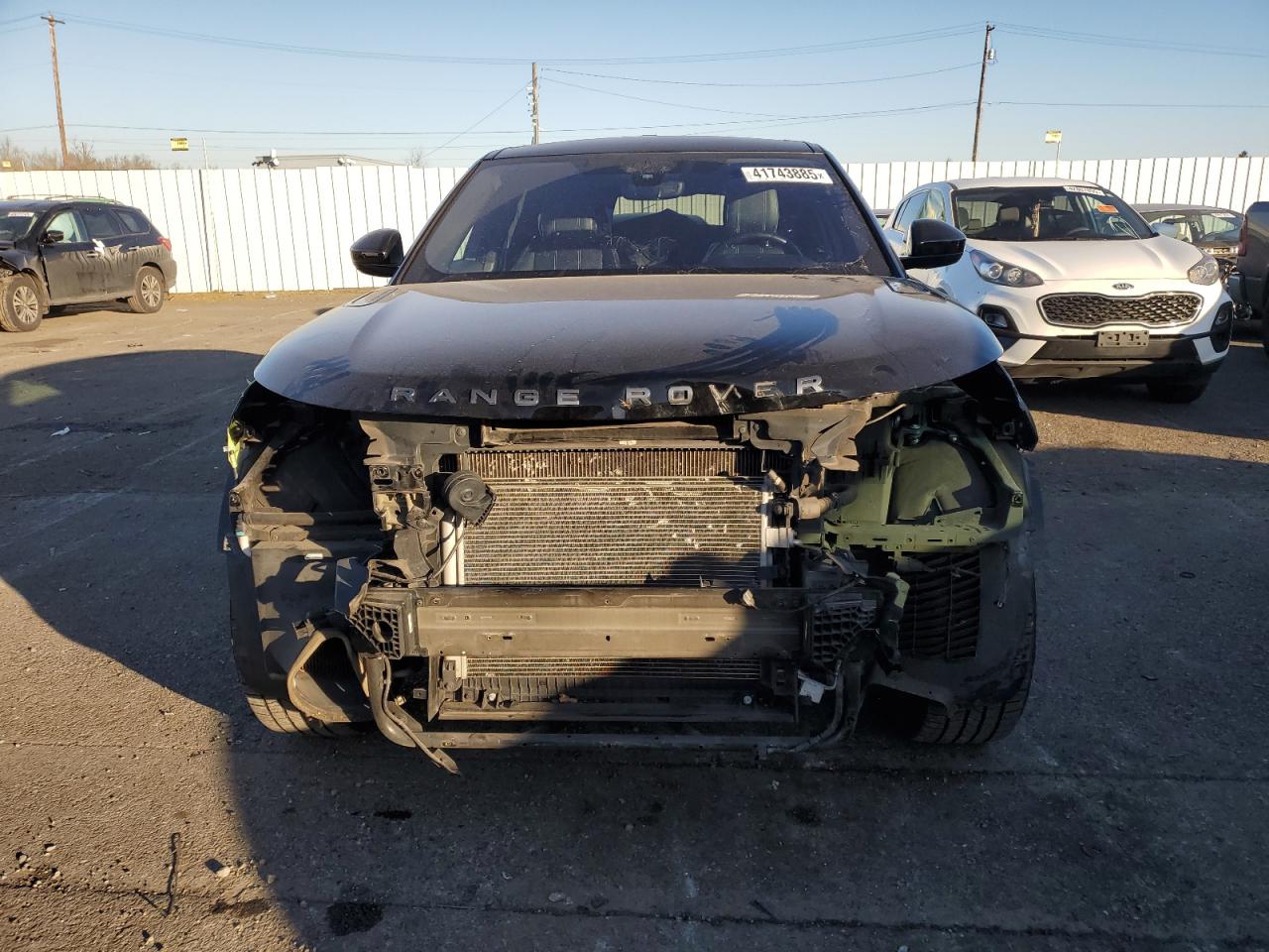 2018 Land Rover Range Rover VIN SALYL2RX9JA753276 Copart auction photo, front end damage thumbnail 5