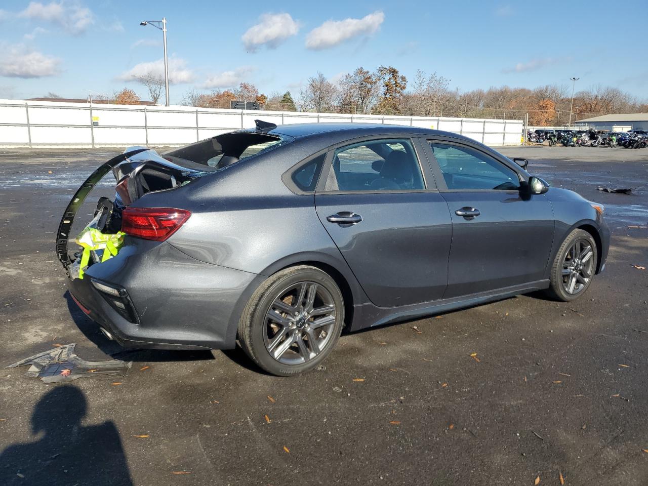 2021 KIA Forte VIN 3KPF34AD7ME419552 Copart auction photo, front end / rear end damage thumbnail 3