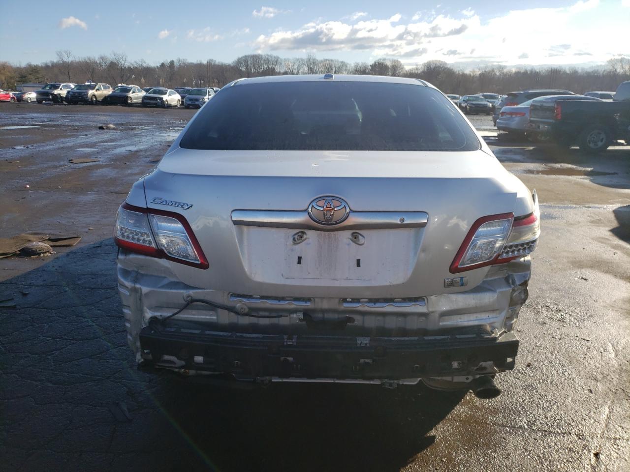 2011 Toyota Camry VIN 4T1BB3EK2BU140508 Copart auction photo, rear end / minor dent/scratches damage thumbnail 6