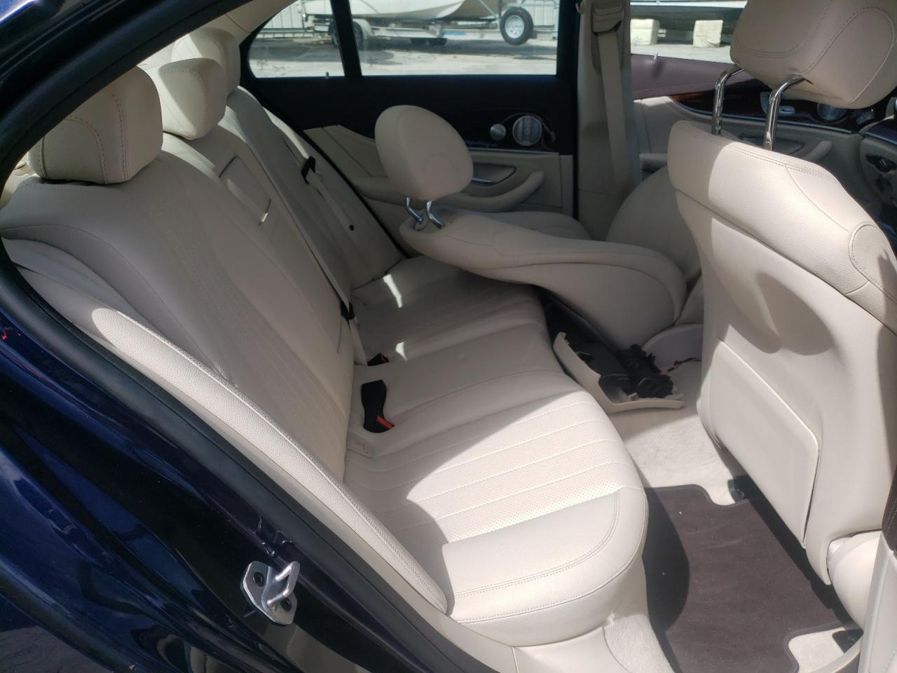 2019 Mercedes-Benz E-klasse VIN WDDZF4JB2KA593697 Copart auction photo, front end / minor dent/scratches damage thumbnail 6