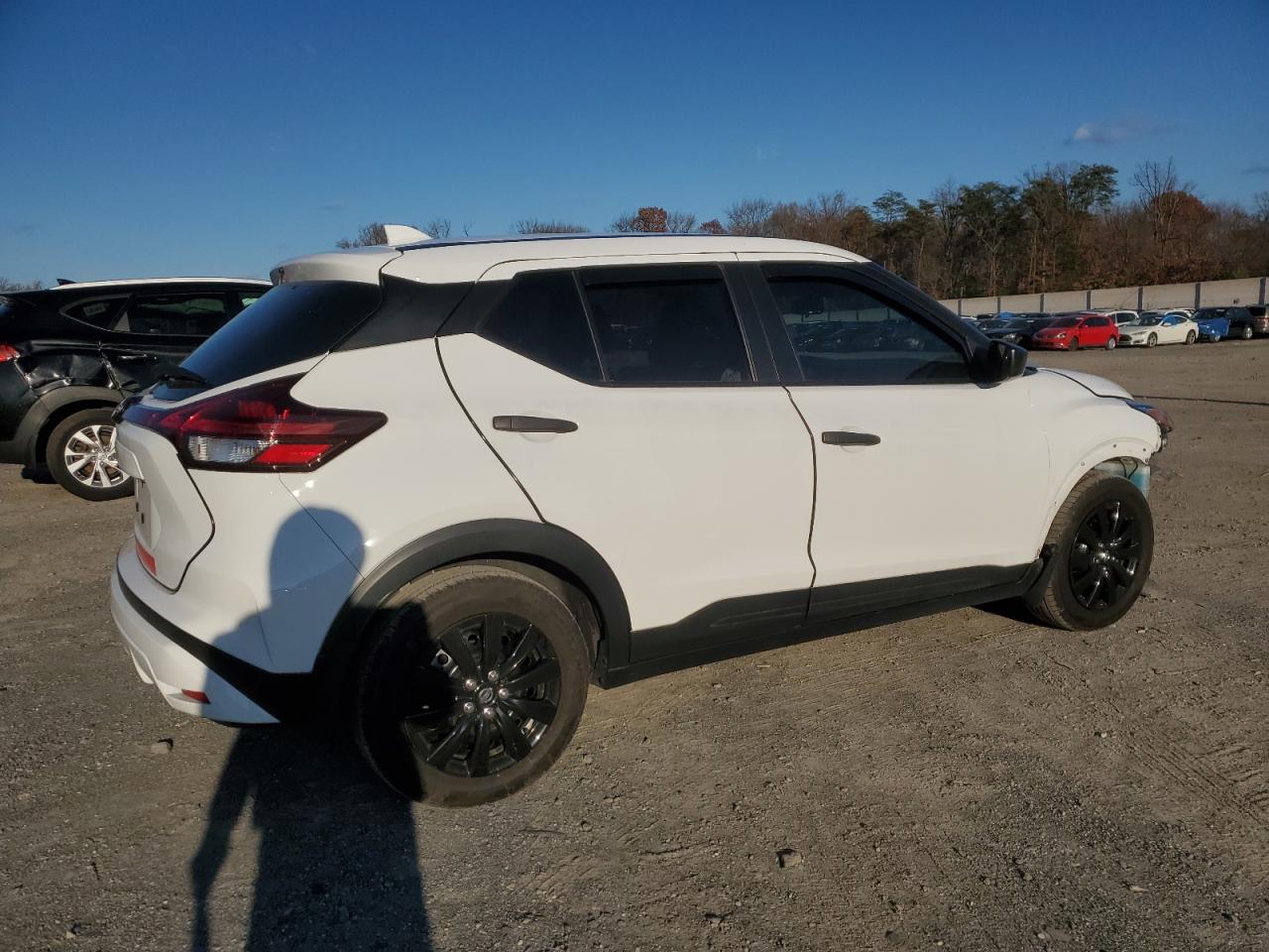 2022 Nissan Kicks VIN 3N1CP5BV4NL514249 Copart auction photo, front end / minor dent/scratches damage thumbnail 3