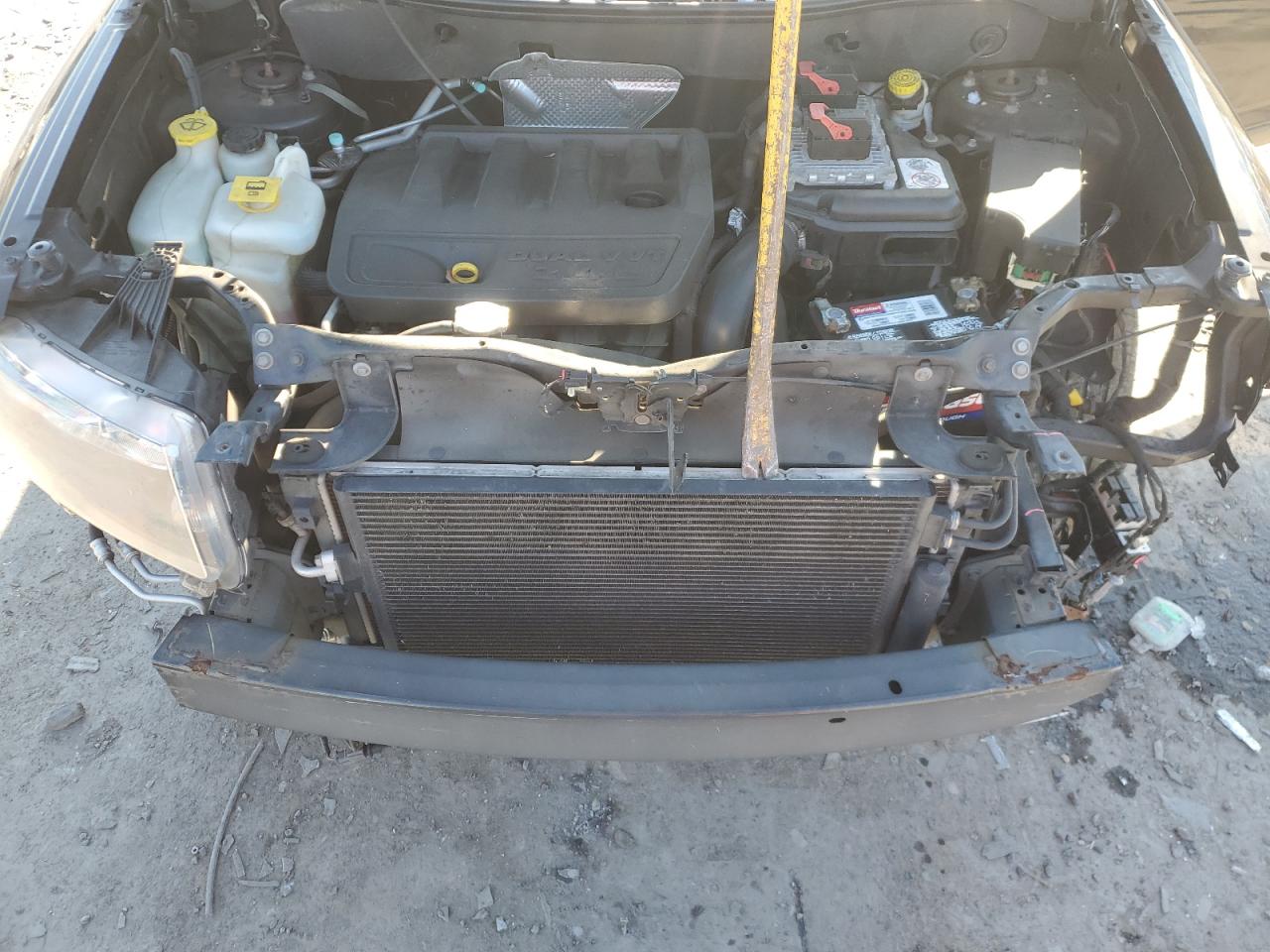 2014 Jeep Compass VIN 1C4NJDEB0ED626040 Copart auction photo, front end / minor dent/scratches damage thumbnail 12