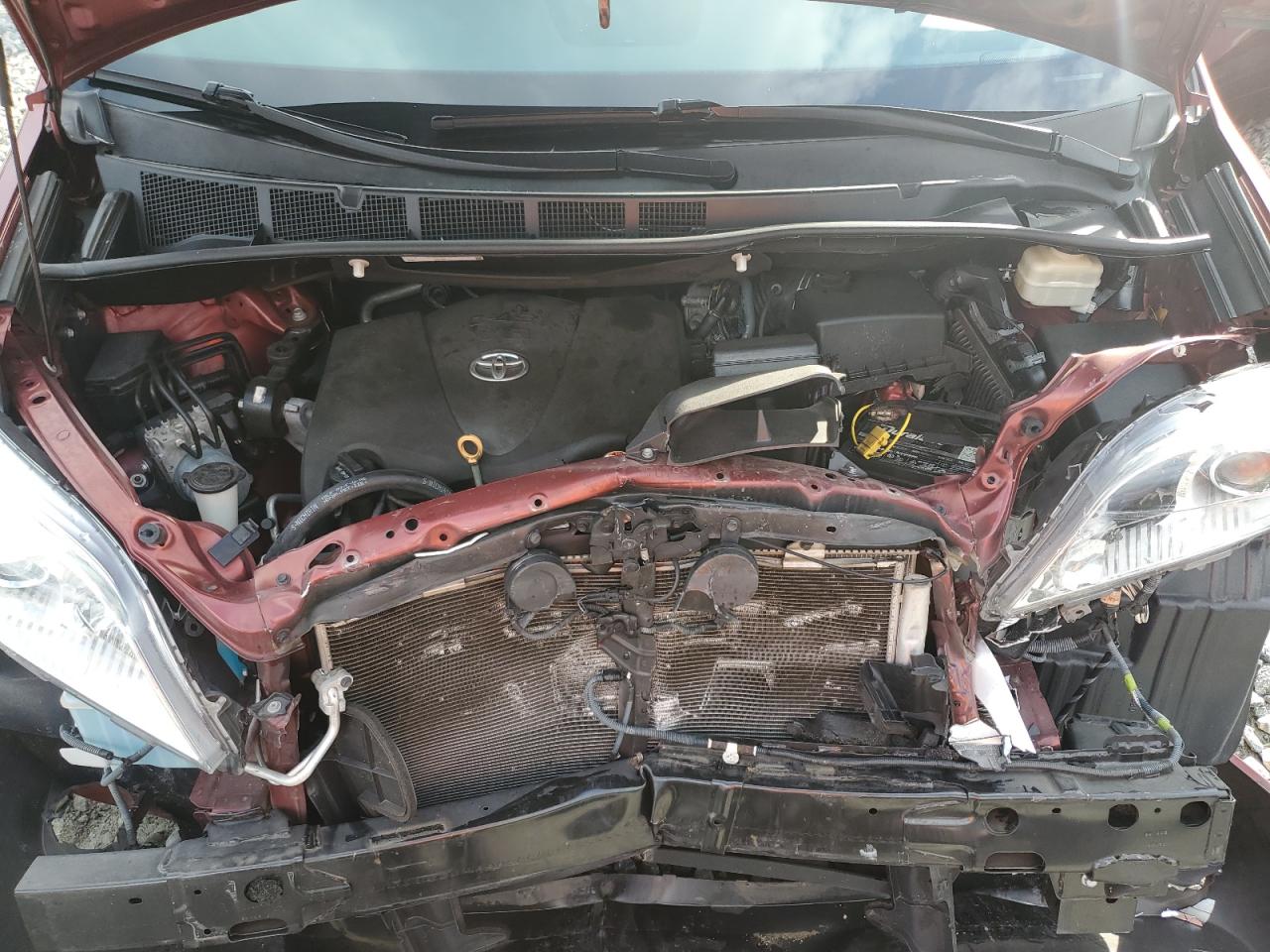 2017 Toyota Sienna VIN 5TDYZ3DCXHS893513 Copart auction photo, front end damage thumbnail 12