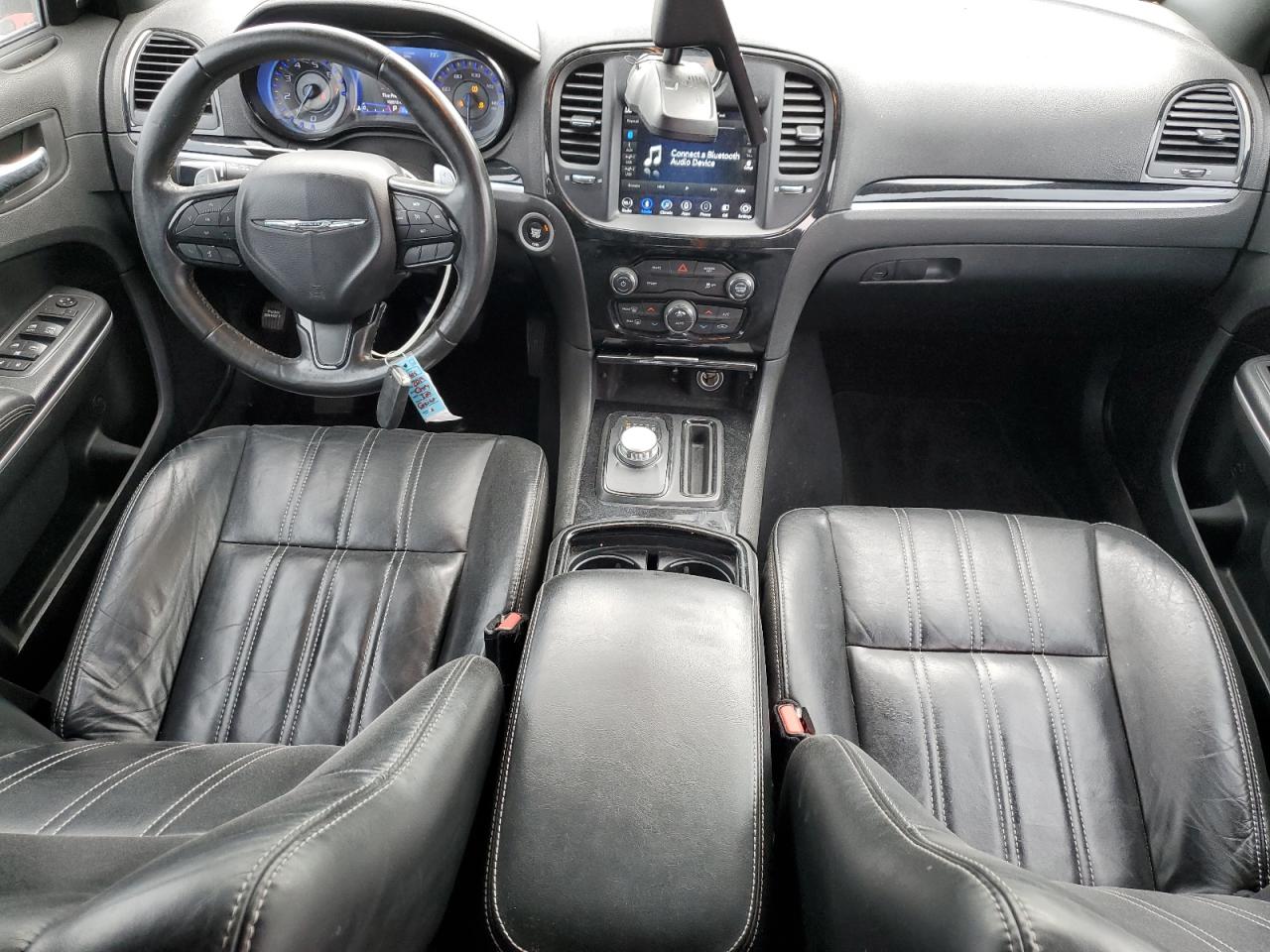 2019 Chrysler 300 VIN 2C3CCAGG2KH632093 Copart auction photo, side / rear end damage thumbnail 8