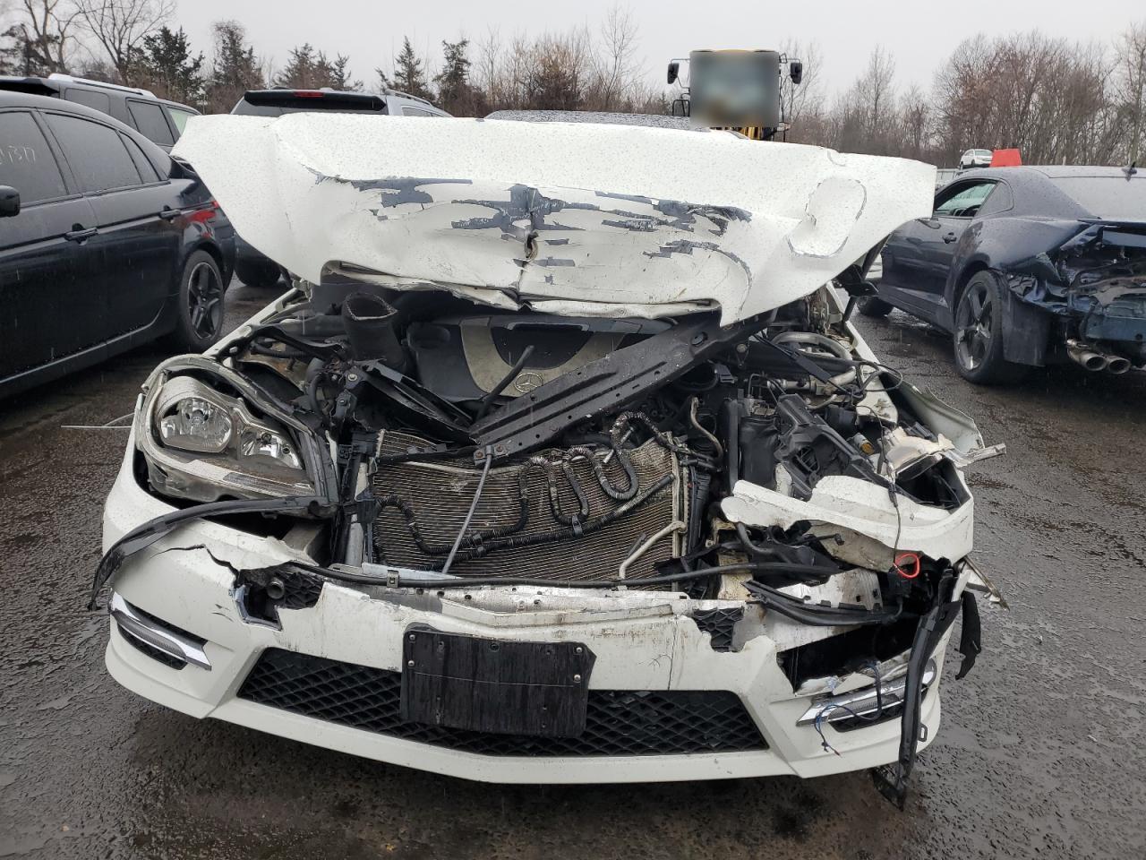 2012 Mercedes-Benz C-klasse VIN WDDGF8BB3CF879981 Copart auction photo, front end damage thumbnail 5