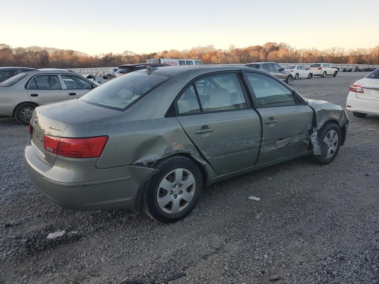 2009 Hyundai Sonata VIN 5NPET46C09H551633 Copart auction photo, all over damage thumbnail 3