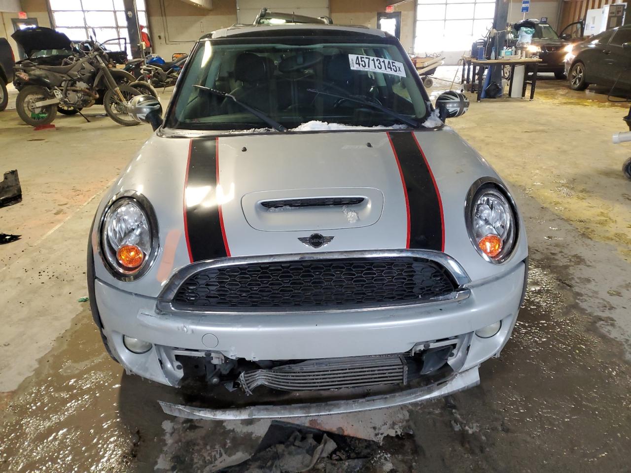 2011 MINI Cooper VIN WMWSV3C52BTY12191 Copart auction photo, front end / mechanical damage thumbnail 5
