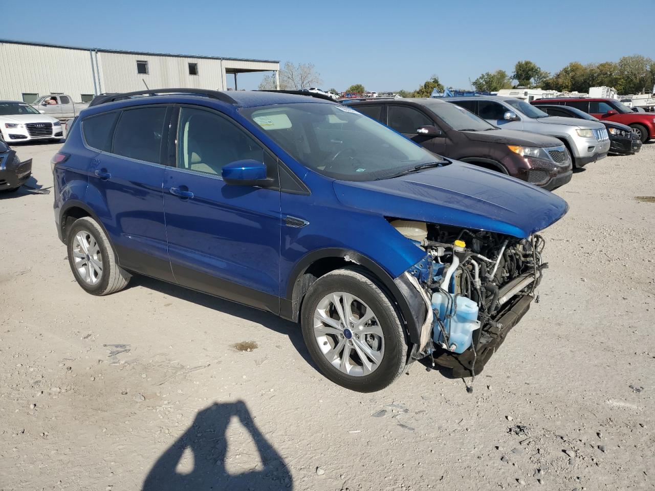 2018 Ford Escape VIN 1FMCU9HD2JUA71882 Copart auction photo, front end / minor dent/scratches damage thumbnail 4