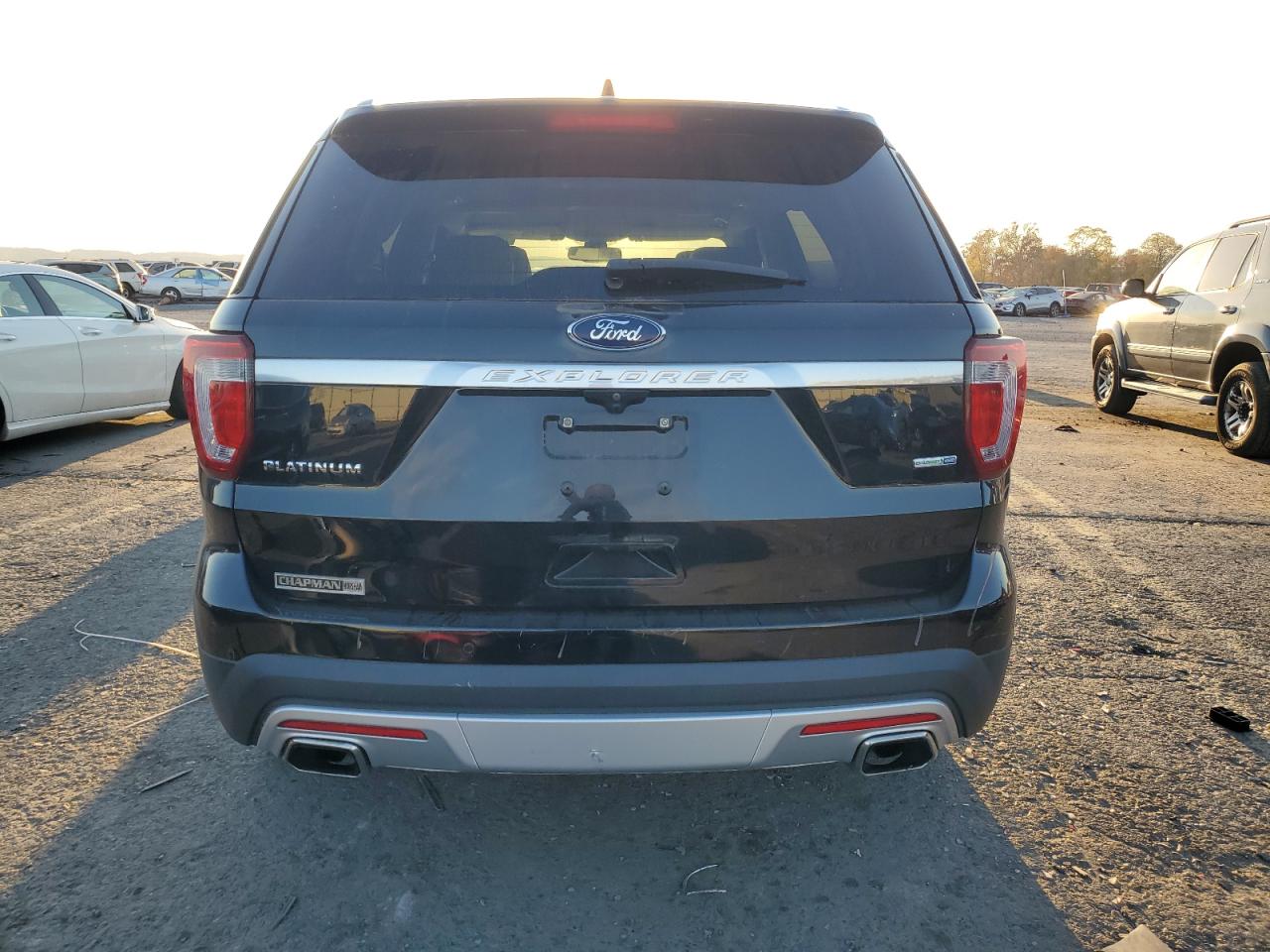 2017 Ford Explorer VIN 1FM5K8HT5HGC59532 Copart auction photo, front end / side damage thumbnail 6