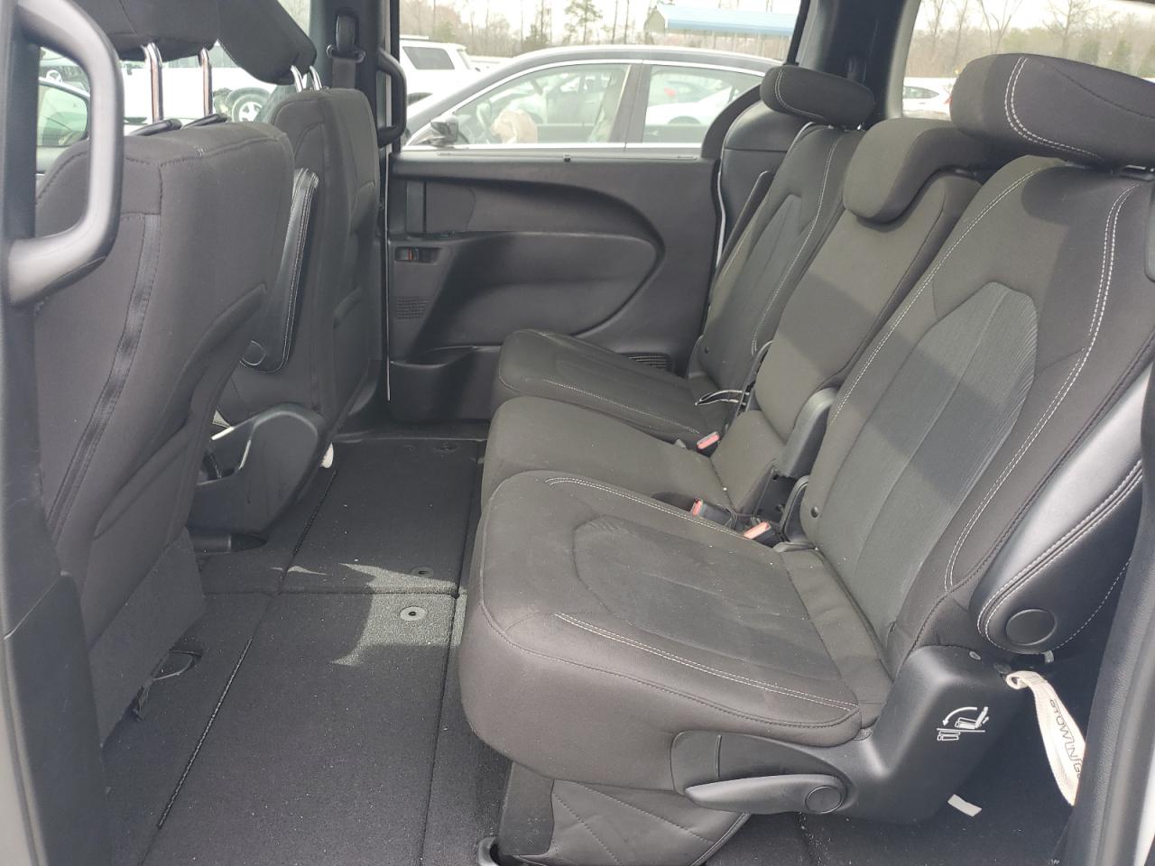 2021 Chrysler Pacifica VIN 2C4RC1FG3MR607644 Copart auction photo, vandalism / front end damage thumbnail 11