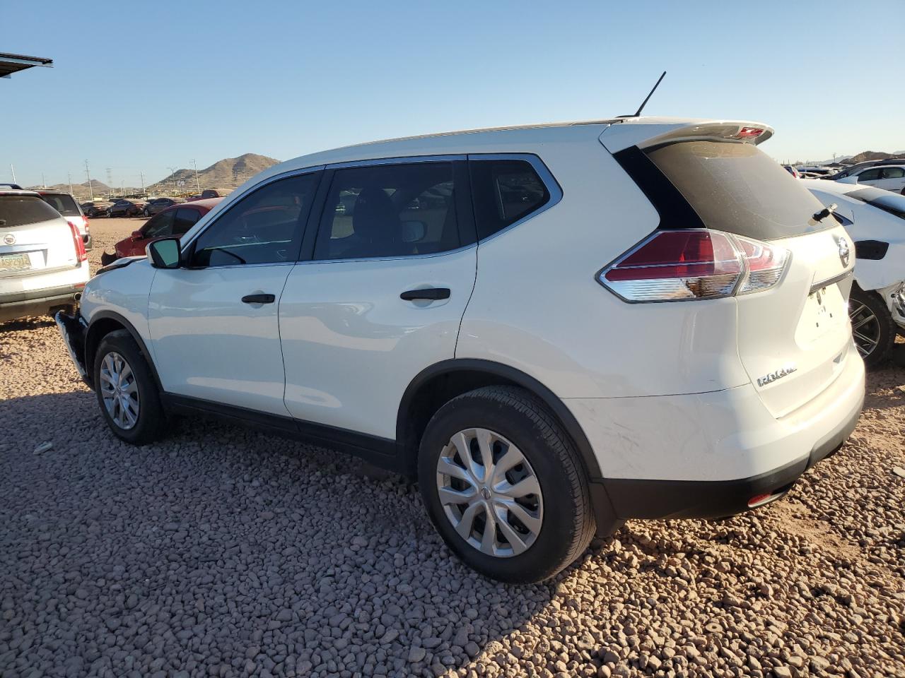 2016 Nissan Rogue VIN 5N1AT2MV6GC795461 Copart auction photo, front end damage thumbnail 2