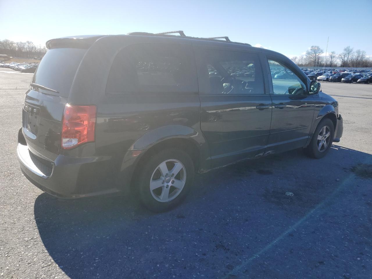 2012 Dodge Caravan VIN 2C4RDGCG7CR343475 Copart auction photo, front end damage thumbnail 3