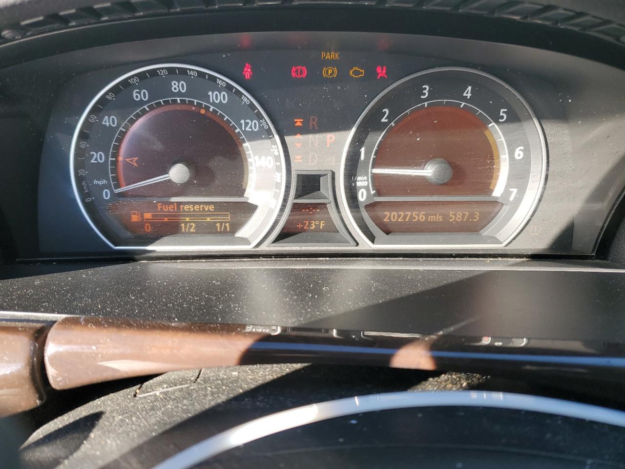 2007 BMW 7er VIN WBAHL83547DT08658 Copart auction photo, mechanical / minor dent/scratches damage thumbnail 9