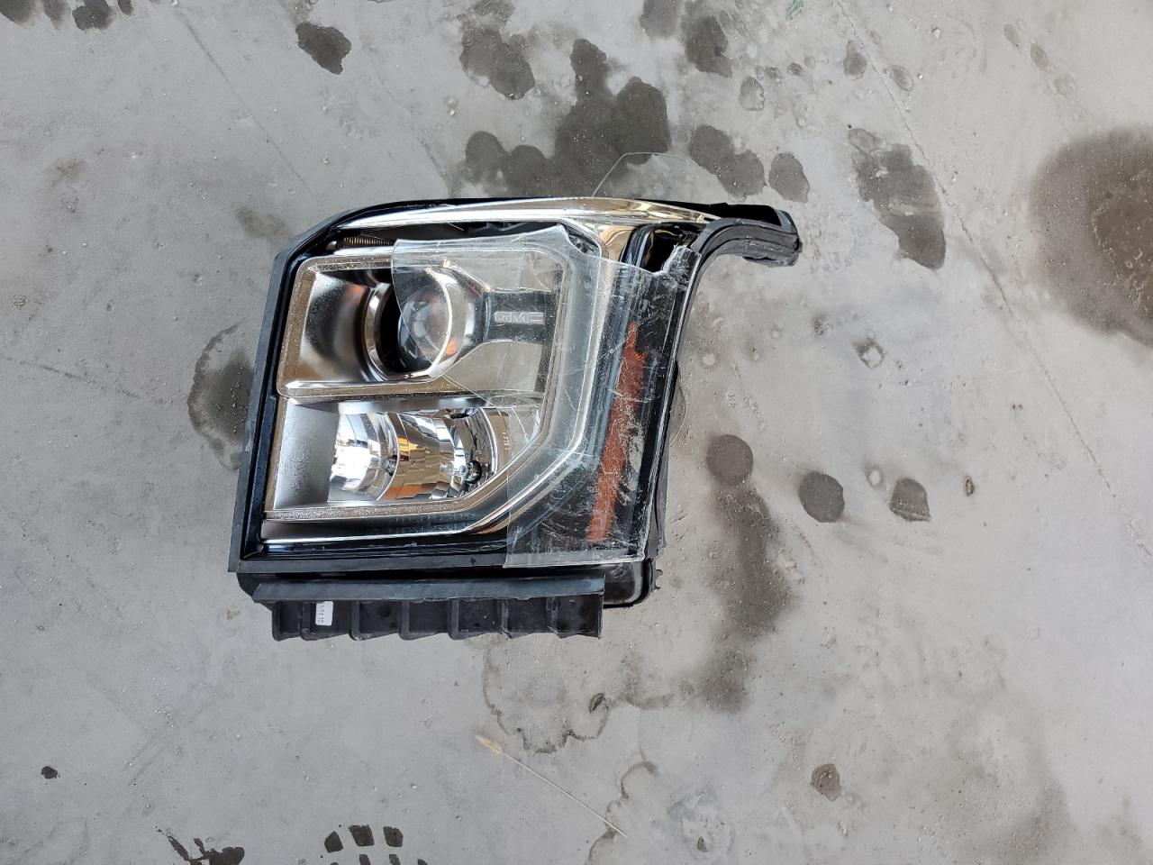 2019 GMC Yukon VIN 1GKS2HKJ7KR340305 Copart auction photo, side / front end damage thumbnail 13
