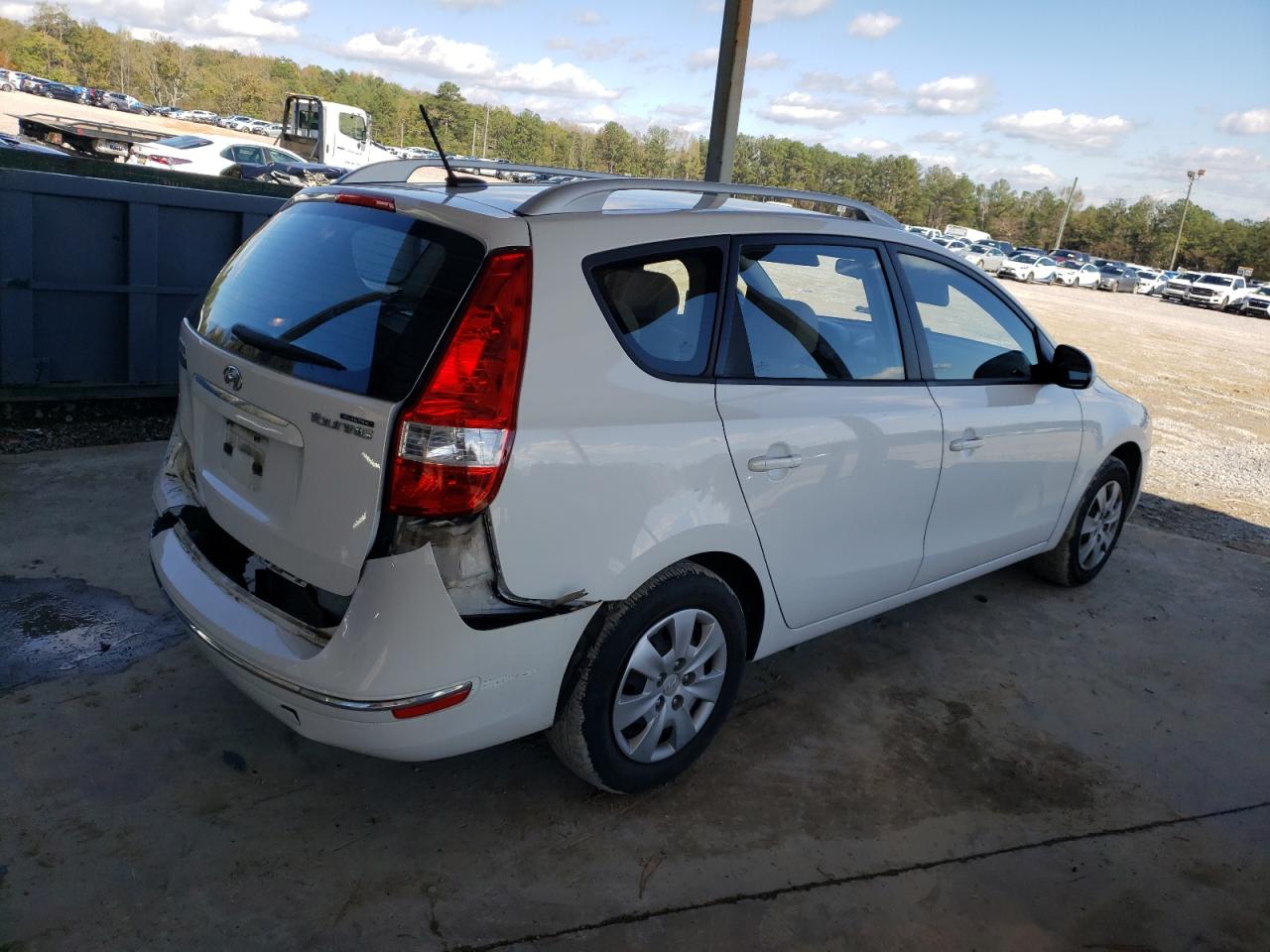 2011 Hyundai Elantra VIN KMHDC8AE3BU113644 Copart auction photo, rear end damage thumbnail 3