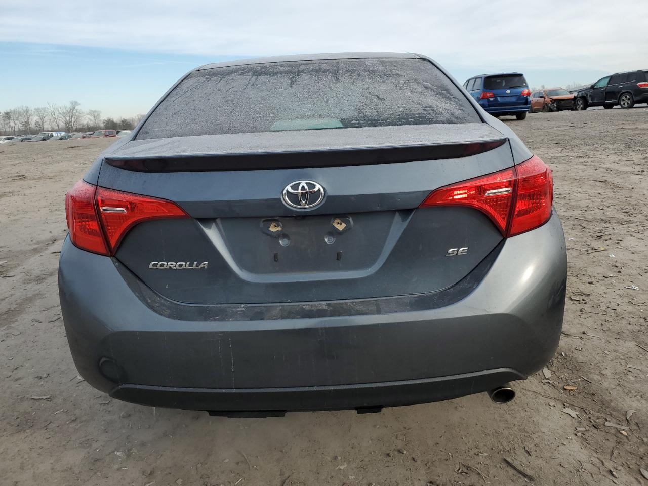 2018 Toyota Corolla VIN 2T1BURHE2JC989069 Copart auction photo, front end / side damage thumbnail 6