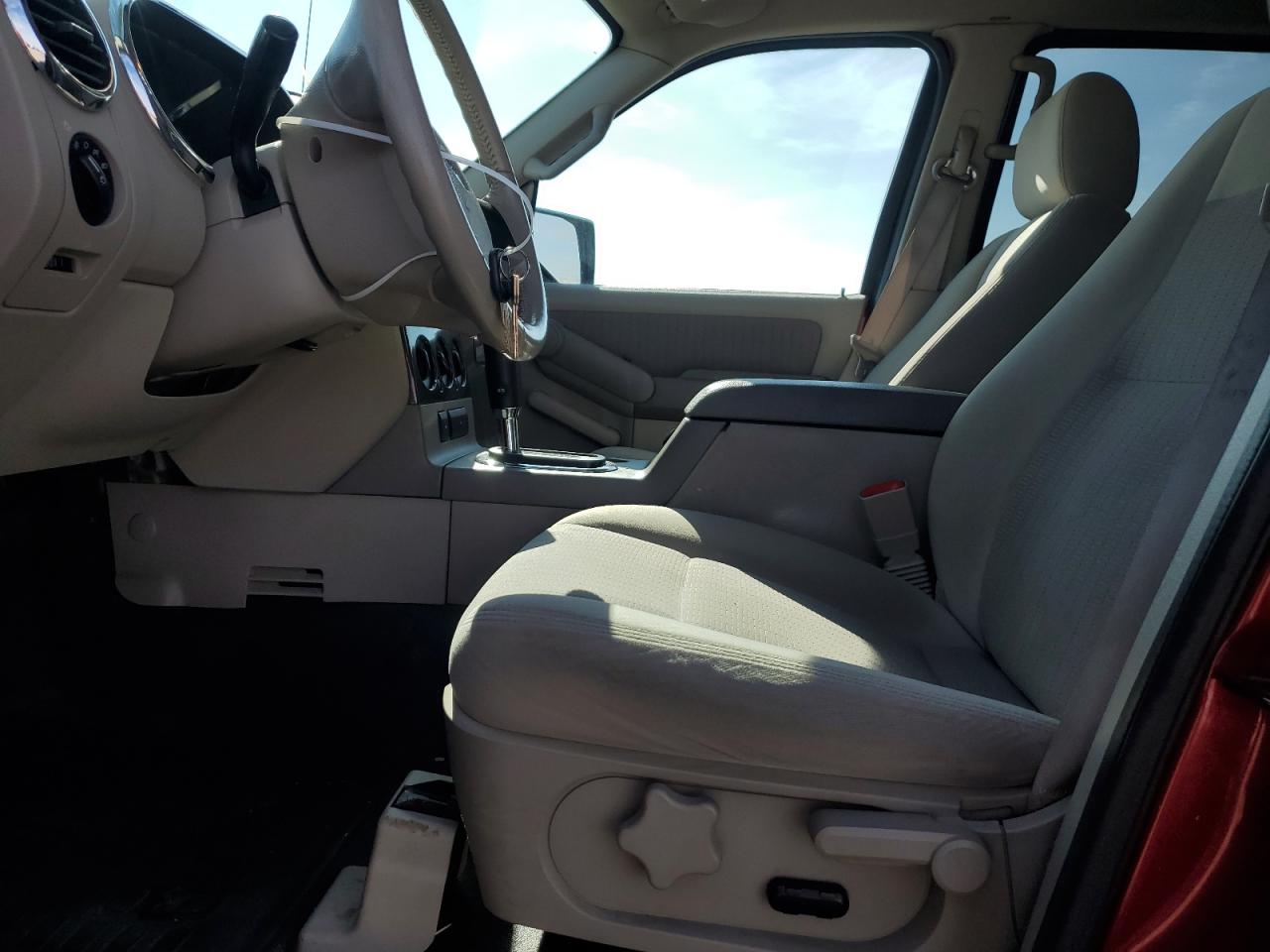 2007 Ford Explorer VIN 1FMEU51887UA64426 Copart auction photo, rear end damage thumbnail 7