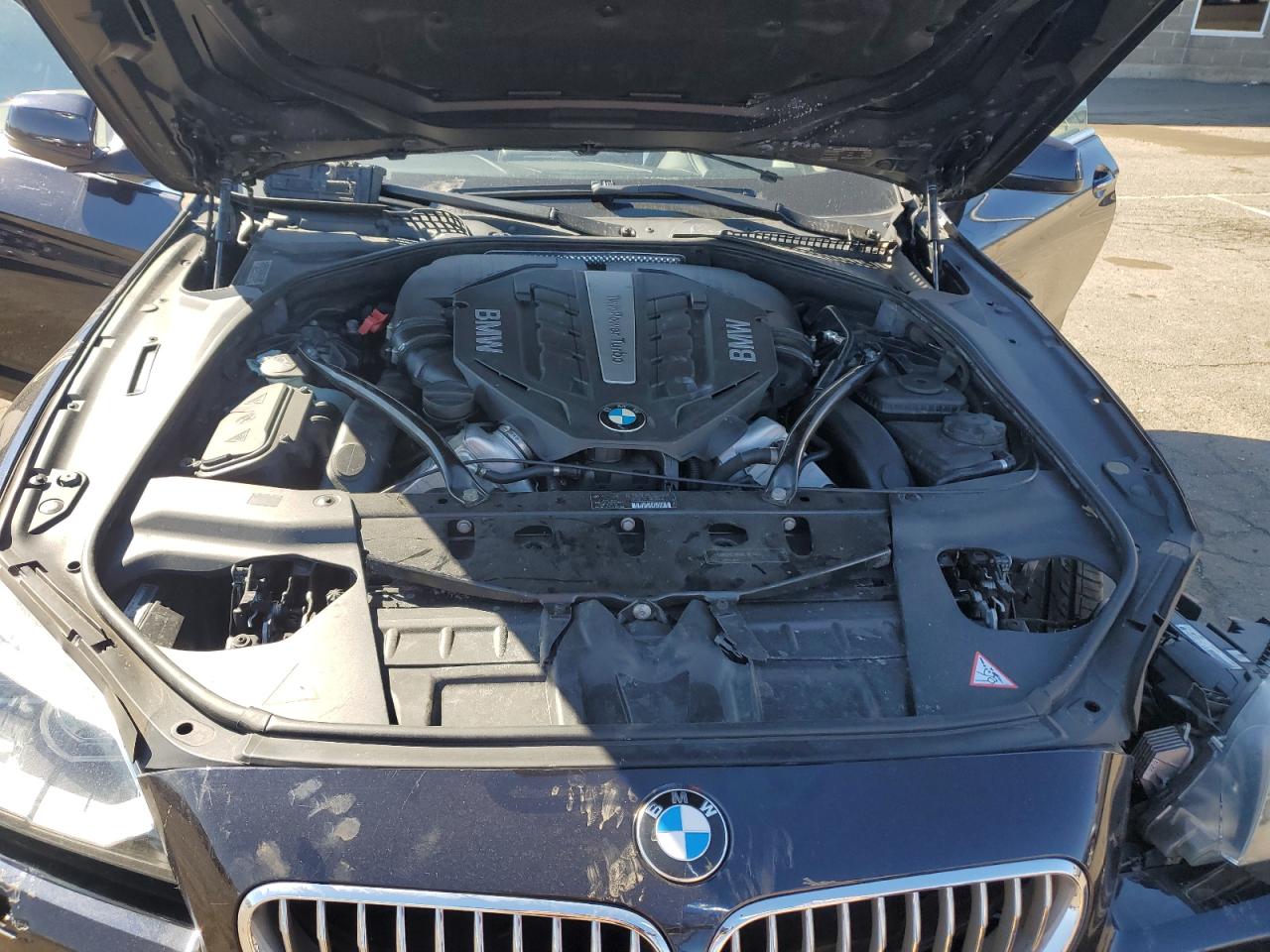 2012 BMW 6er VIN WBALX5C57CC893877 Copart auction photo, side / front end damage thumbnail 13