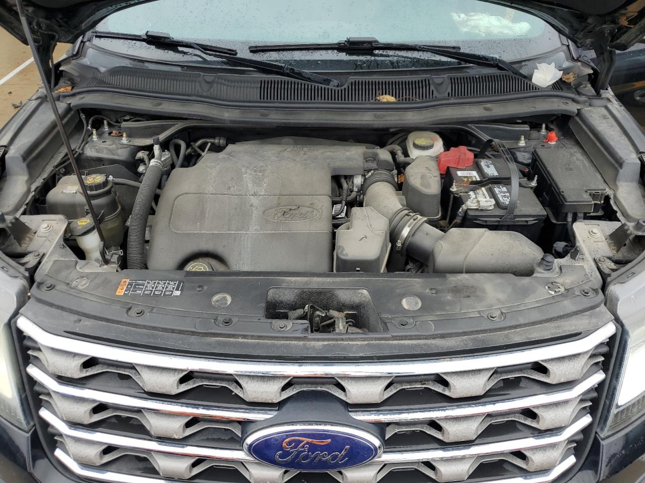 2016 Ford Explorer VIN 1FM5K8D84GGB78828 Copart auction photo, side / minor dent/scratches damage thumbnail 11
