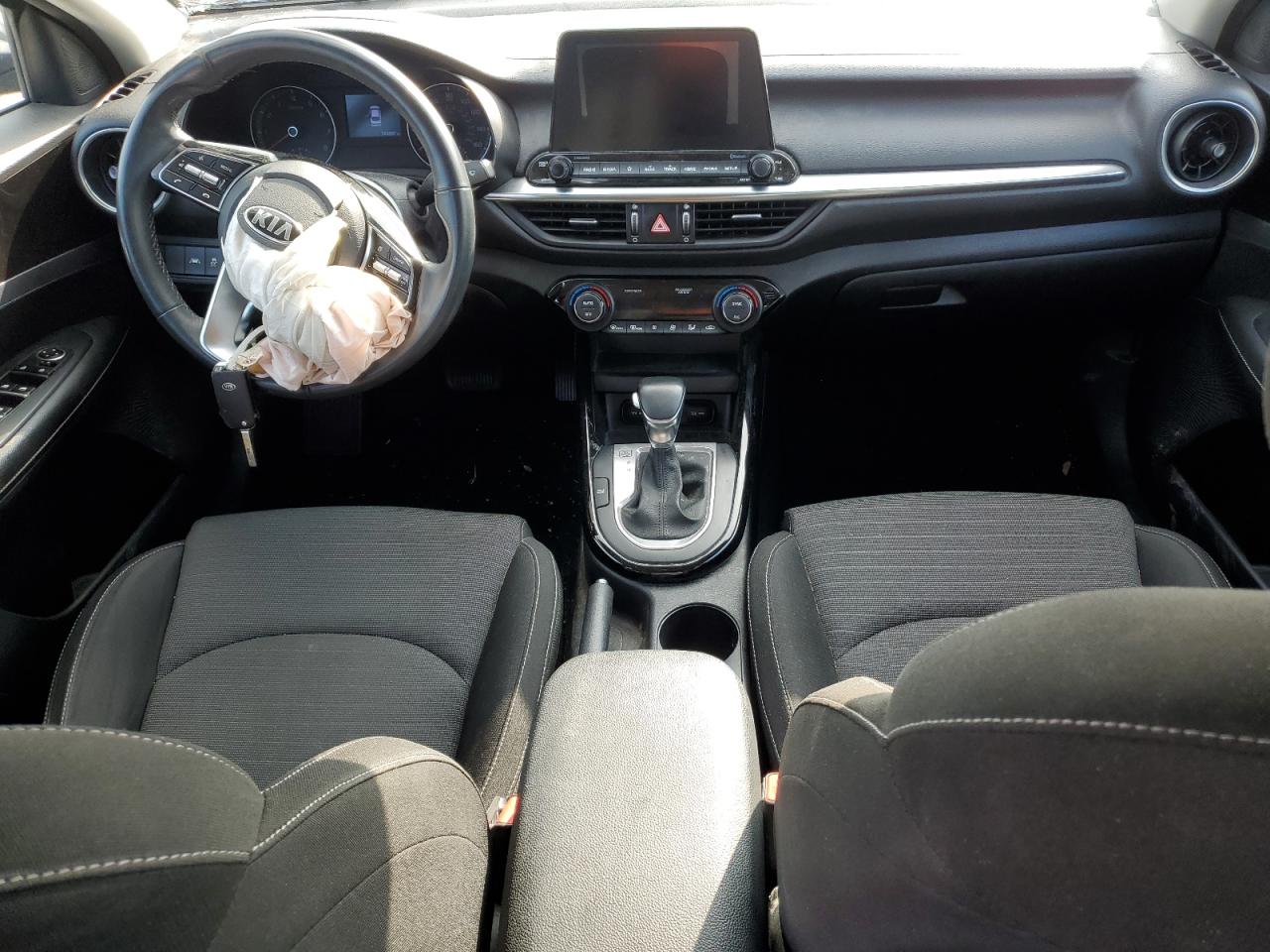 2019 KIA Forte VIN 3KPF34AD1KE041967 Copart auction photo, all over damage thumbnail 8