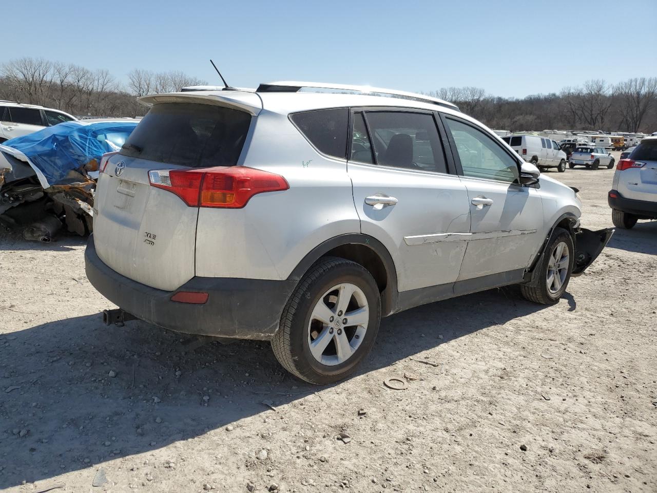 2014 Toyota RAV 4 VIN 2T3RFREV2EW131531 Copart auction photo, front end damage thumbnail 3