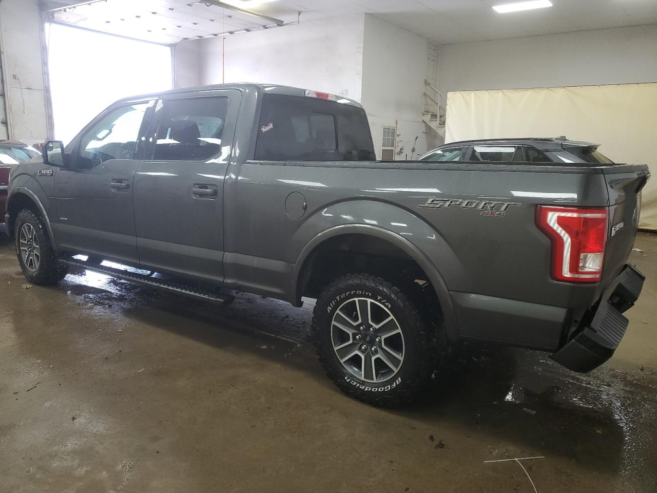 2016 Ford F-150 VIN 1FTFW1EGXGFC50163 Copart auction photo, rear end / minor dent/scratches damage thumbnail 2