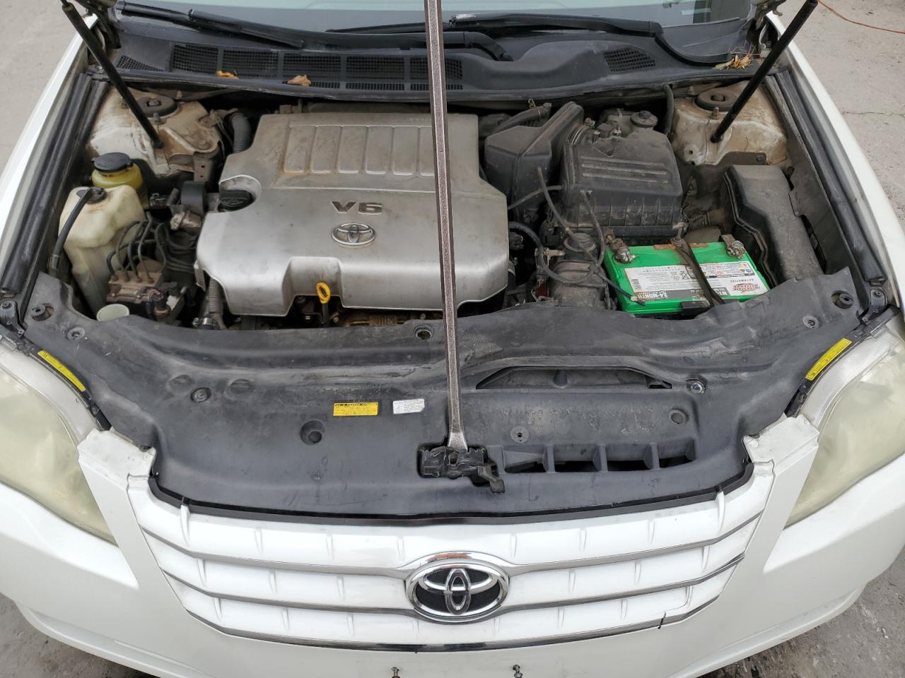 2005 Toyota Avalon VIN 4T1BK36BX5U024850 Copart auction photo, rear end damage thumbnail 11