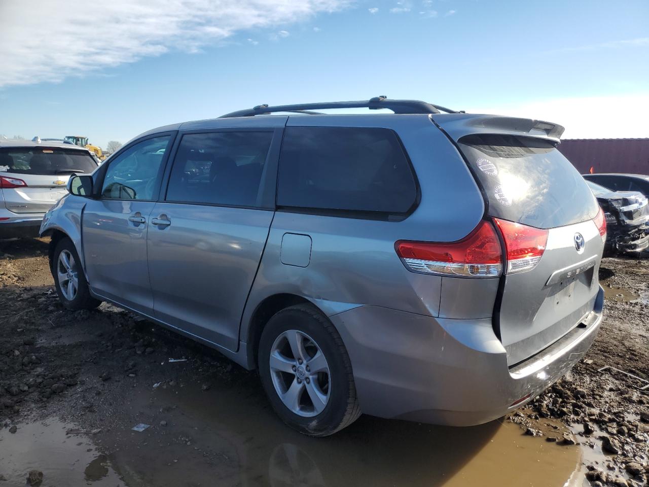 2013 Toyota Sienna VIN 5TDKK3DCXDS293241 Copart auction photo, front end / side damage thumbnail 2