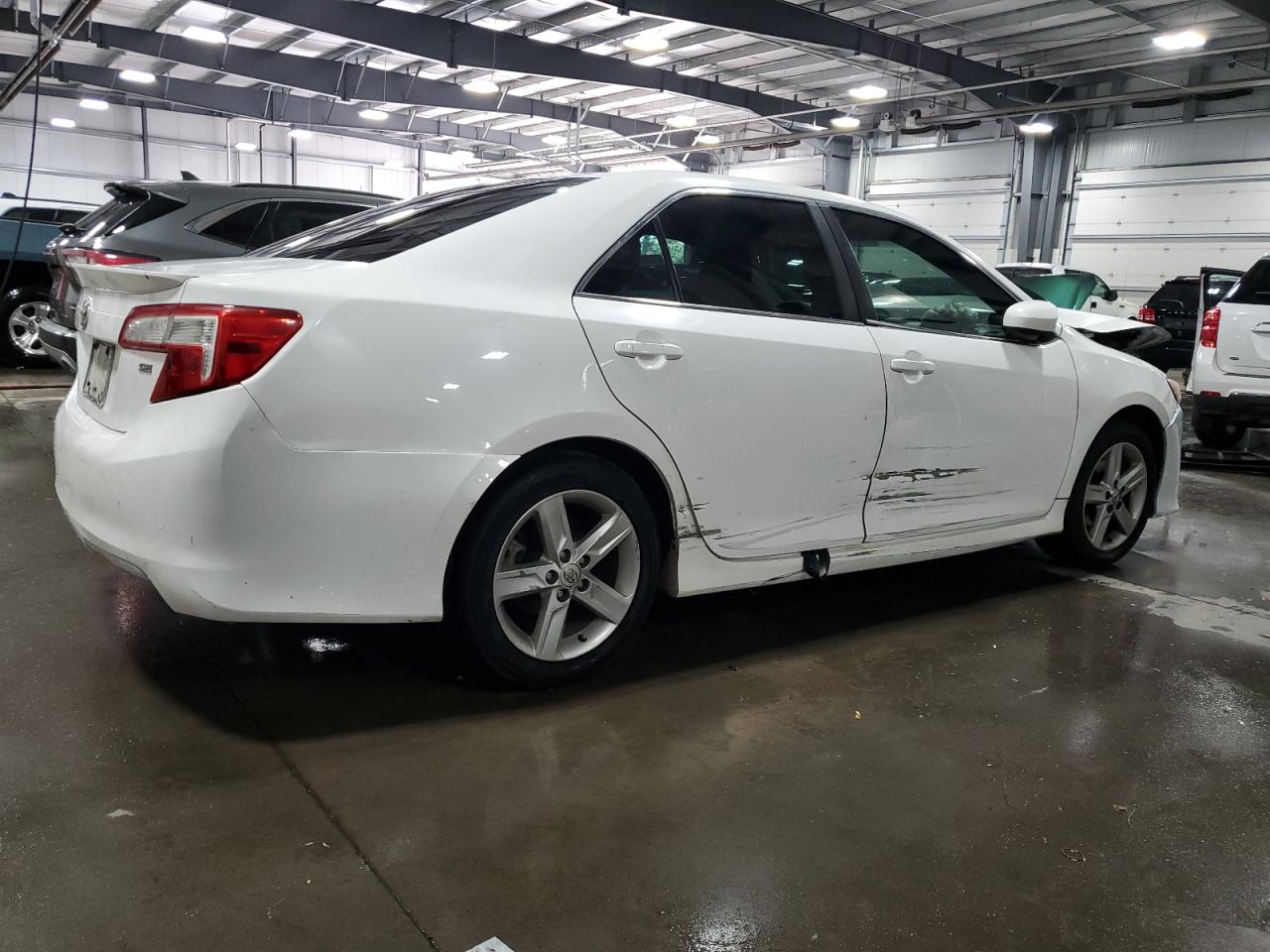 2014 Toyota Camry VIN 4T1BF1FK9EU310519 Copart auction photo, front end / side damage thumbnail 3