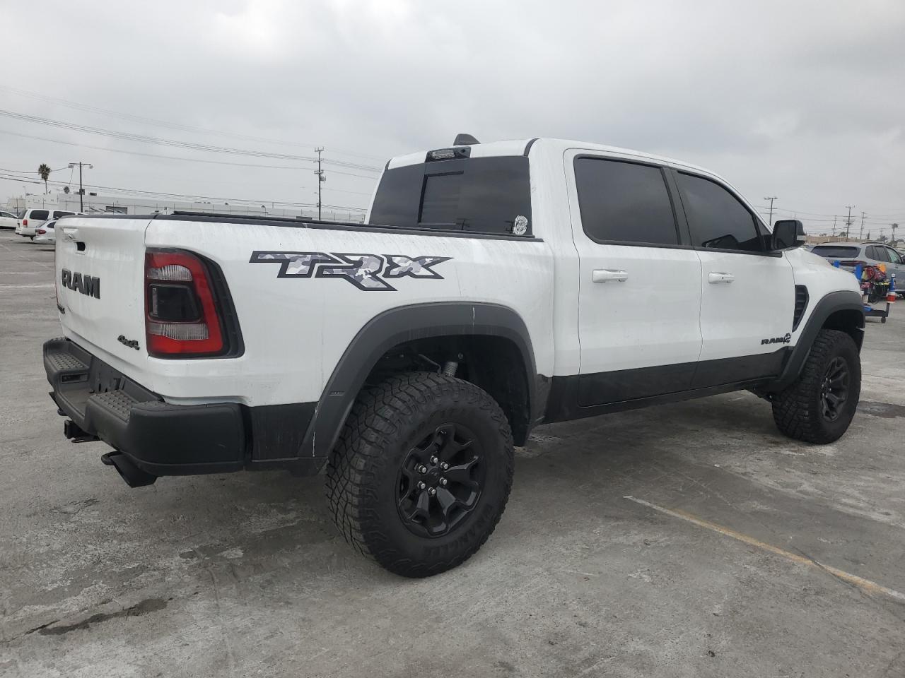2022 RAM 1500 VIN 1C6SRFU95NN357489 Copart auction photo, vandalism / missing/altered vin damage thumbnail 3