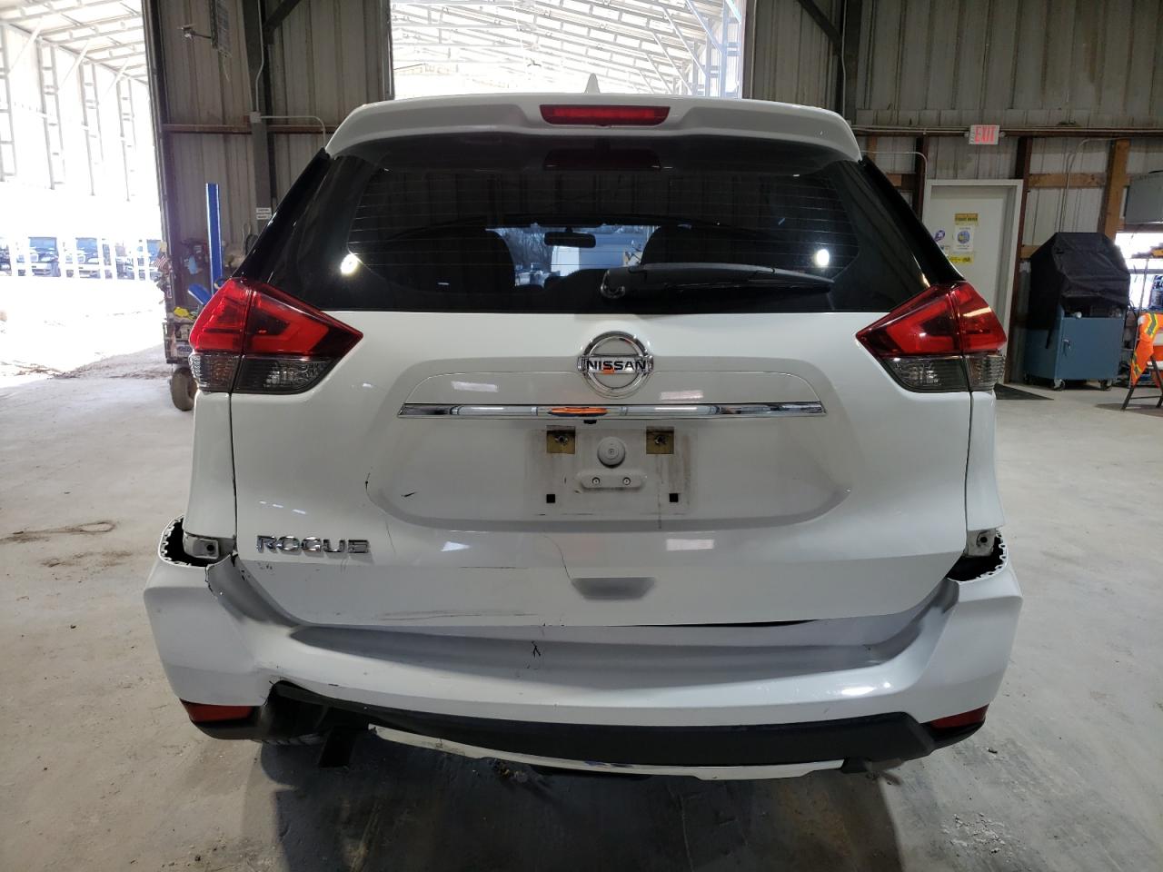 2017 Nissan Rogue VIN KNMAT2MT6HP511033 Copart auction photo, rear end / front end damage thumbnail 6