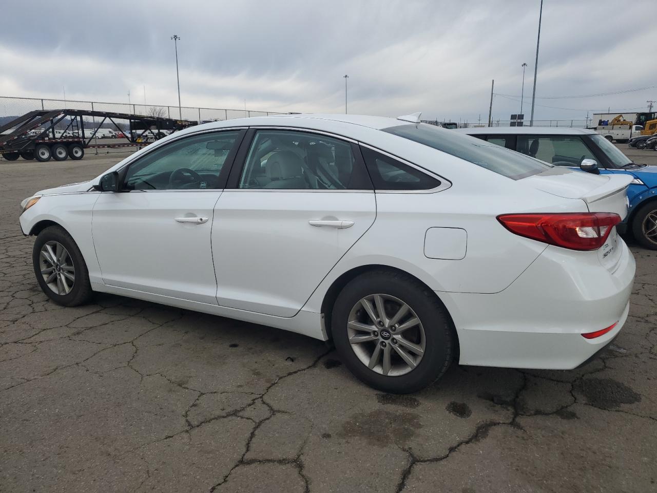 2015 Hyundai Sonata VIN 5NPE24AF5FH121077 Copart auction photo, front end / vandalism damage thumbnail 2