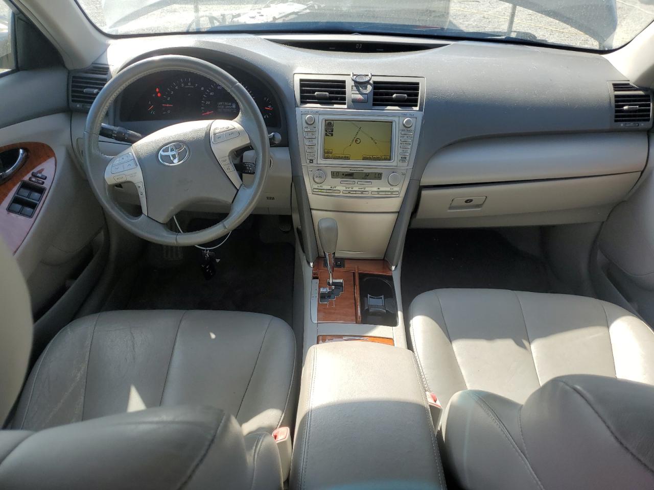 2011 Toyota Camry VIN 4T1BK3EK2BU624002 Copart auction photo, rear end damage thumbnail 8