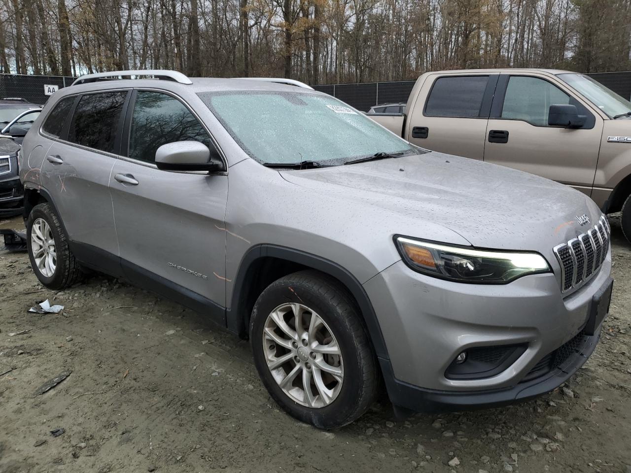 2019 Jeep Grand Cherokee VIN 1C4PJLCBXKD485107 Copart auction photo, rear end damage thumbnail 4