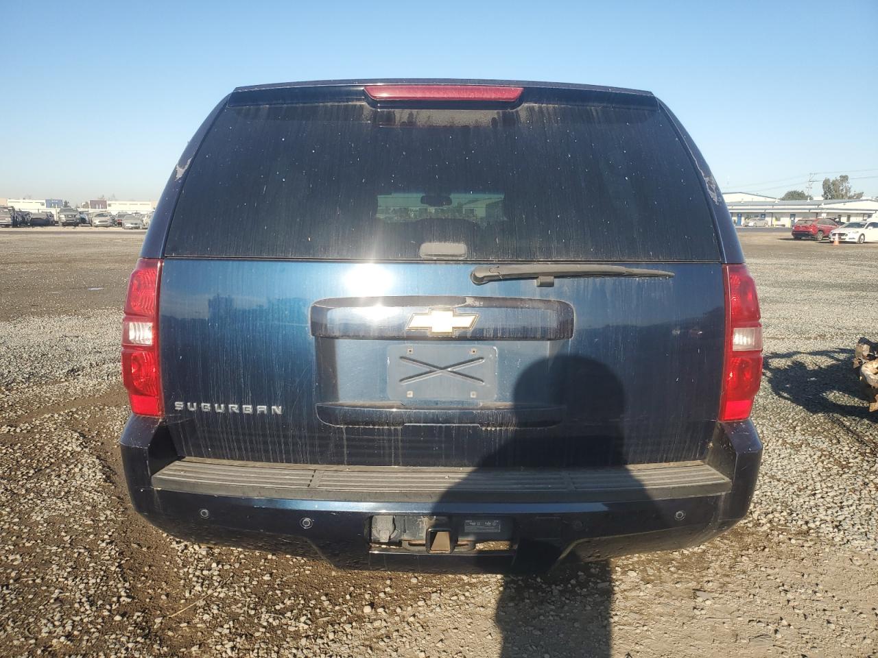 2007 Chevrolet Suburban VIN 3GNFC16JX7G179054 Copart auction photo, mechanical damage thumbnail 6
