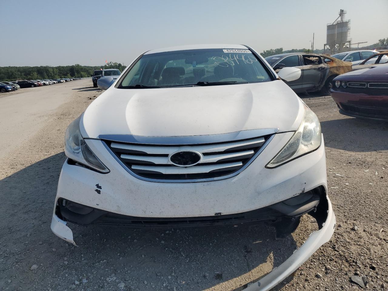 2014 Hyundai Sonata VIN 5NPEB4ACXEH884460 Copart auction photo, front end / side damage thumbnail 5