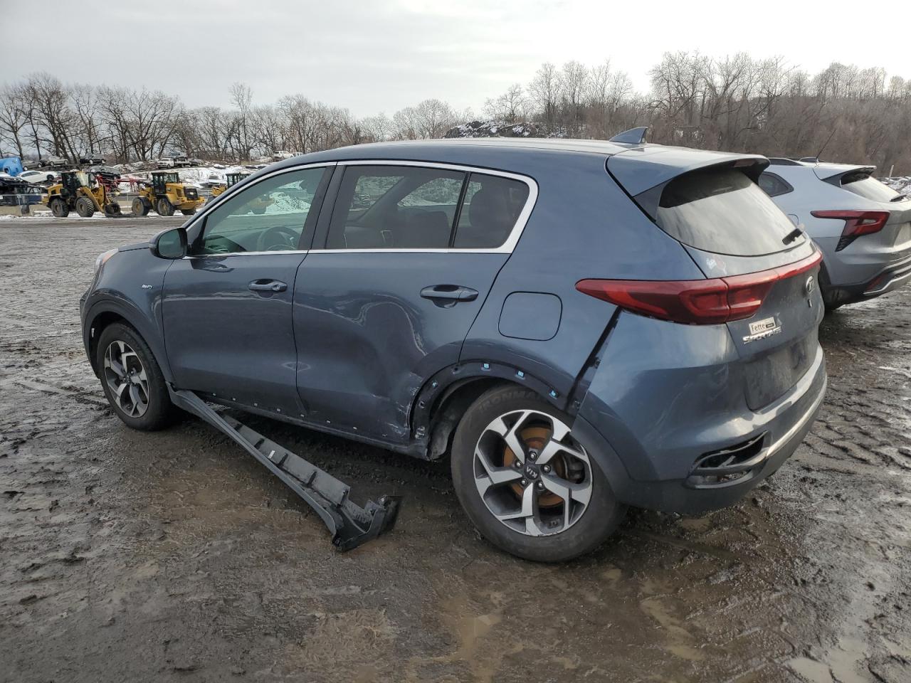 2020 KIA Sportage VIN KNDPMCAC0L7632361 Copart auction photo, rear end / side damage thumbnail 2